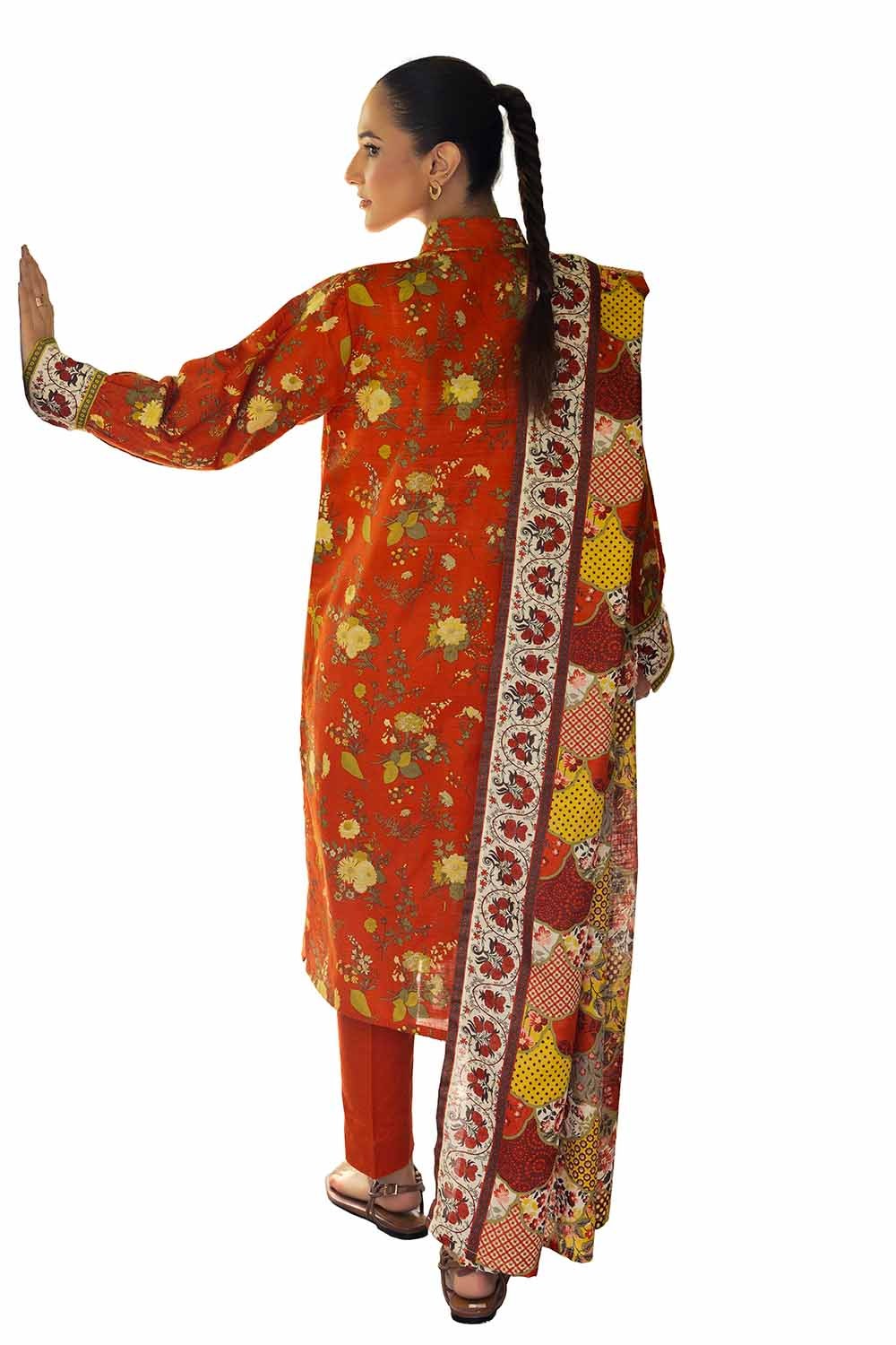3 Piece Unstitched Printed Khaddar Suit