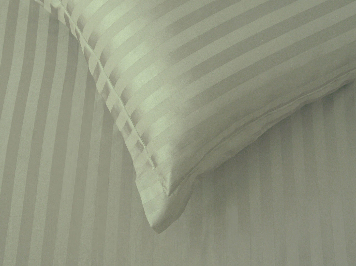 Seacrest Stripe Satin T-250 Quilt Cover Set
