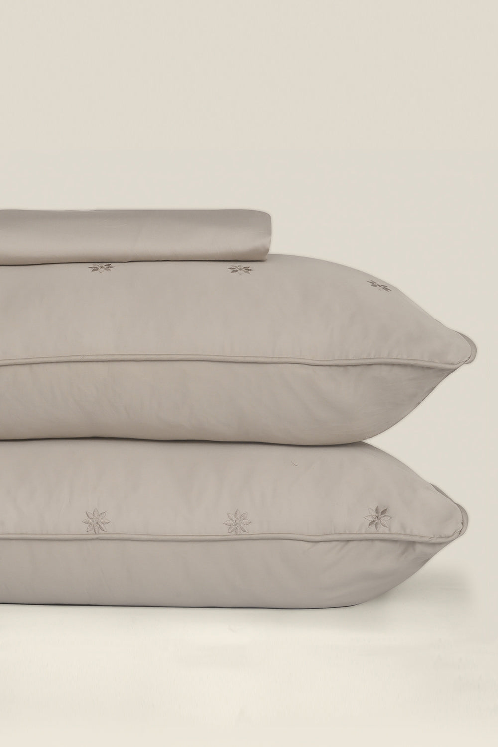 Sepia Tint T-400 Embroidered Bed Sheet Set