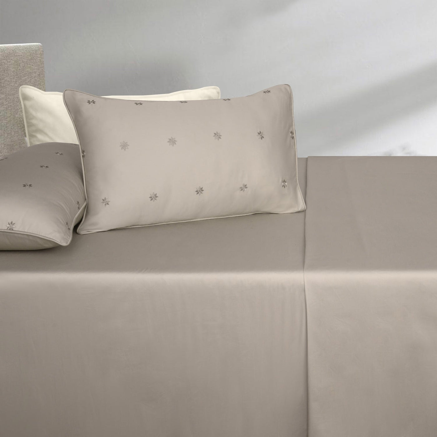 Sepia Tint T-400 Embroidered Bed Sheet Set