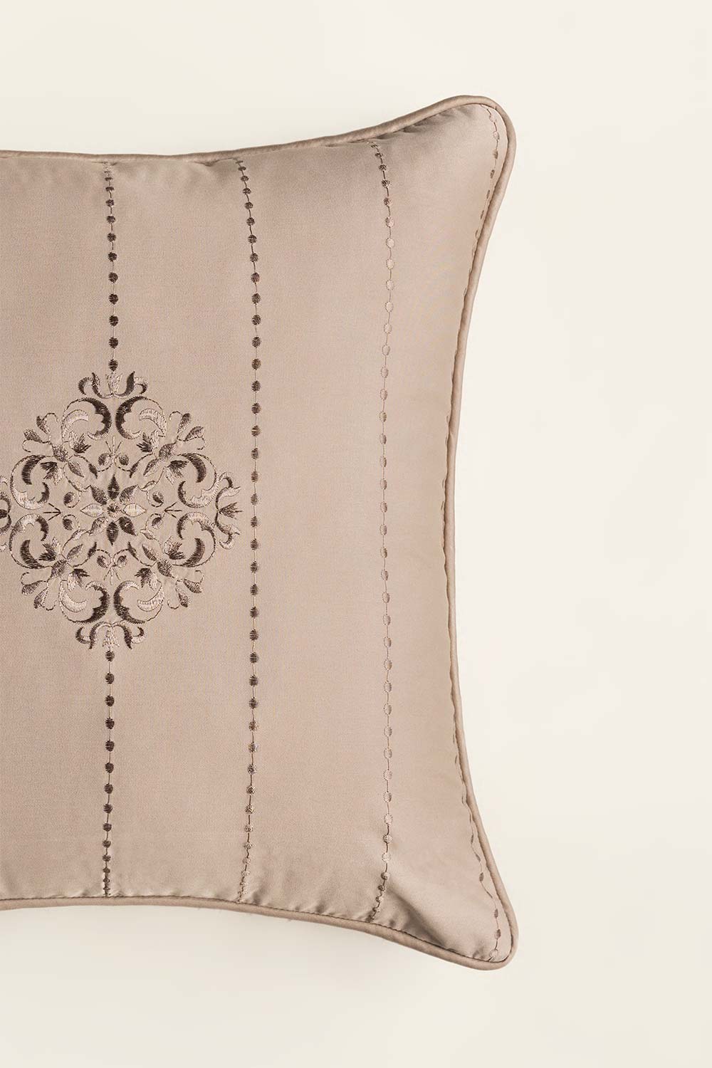 Sepia Tint T-400 Embroidered Square Cushion Cover