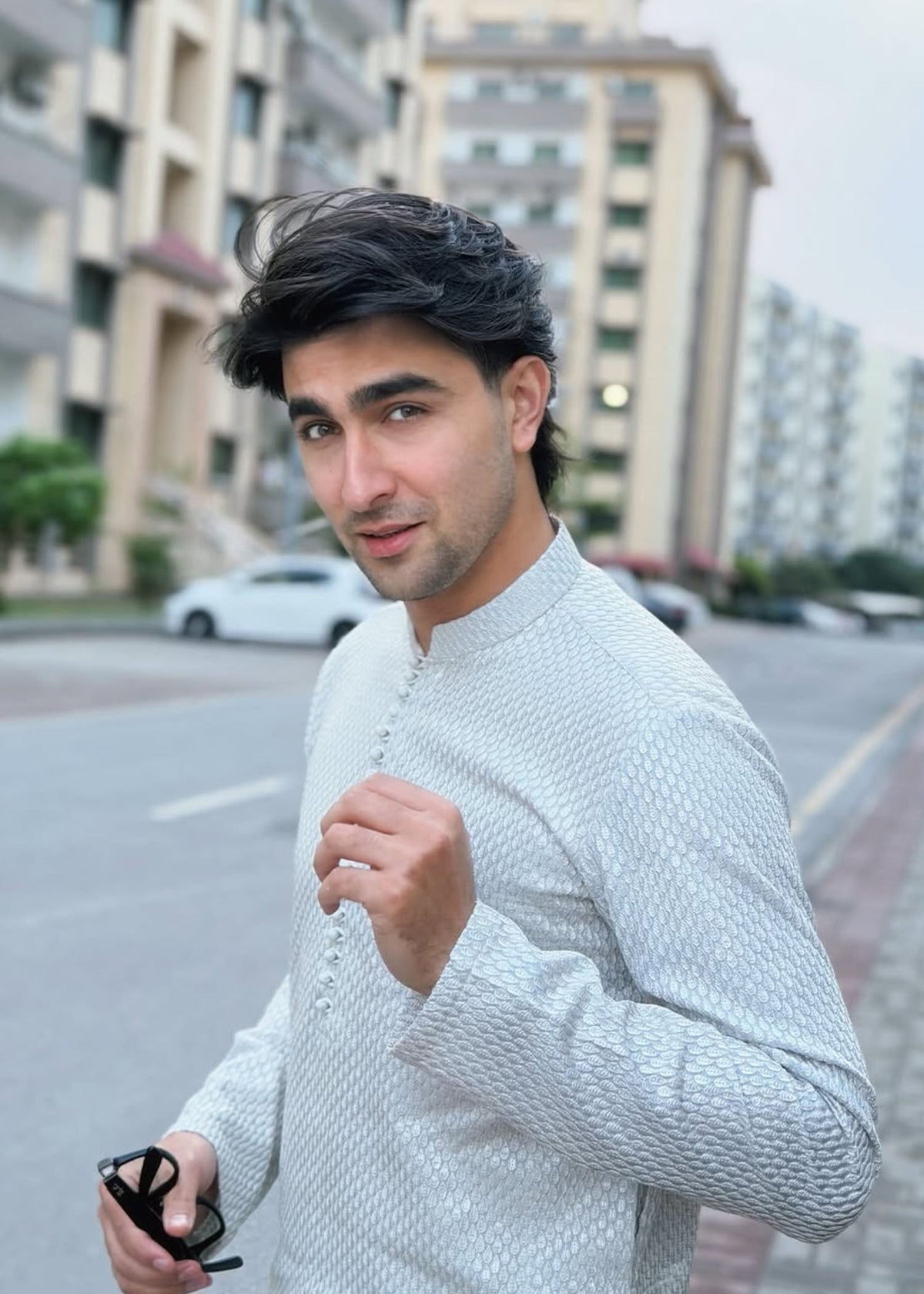 Shahmeer - Khakan Shahnawaz