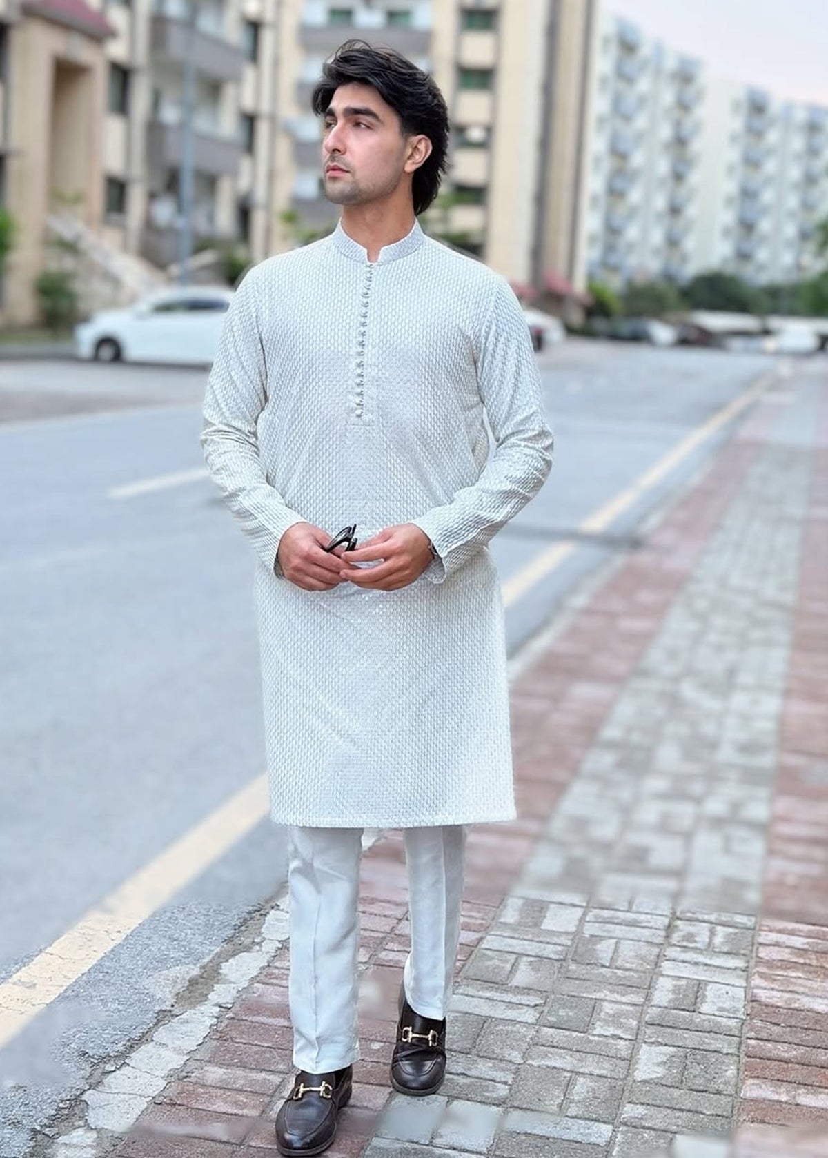 Shahmeer - Khakan Shahnawaz