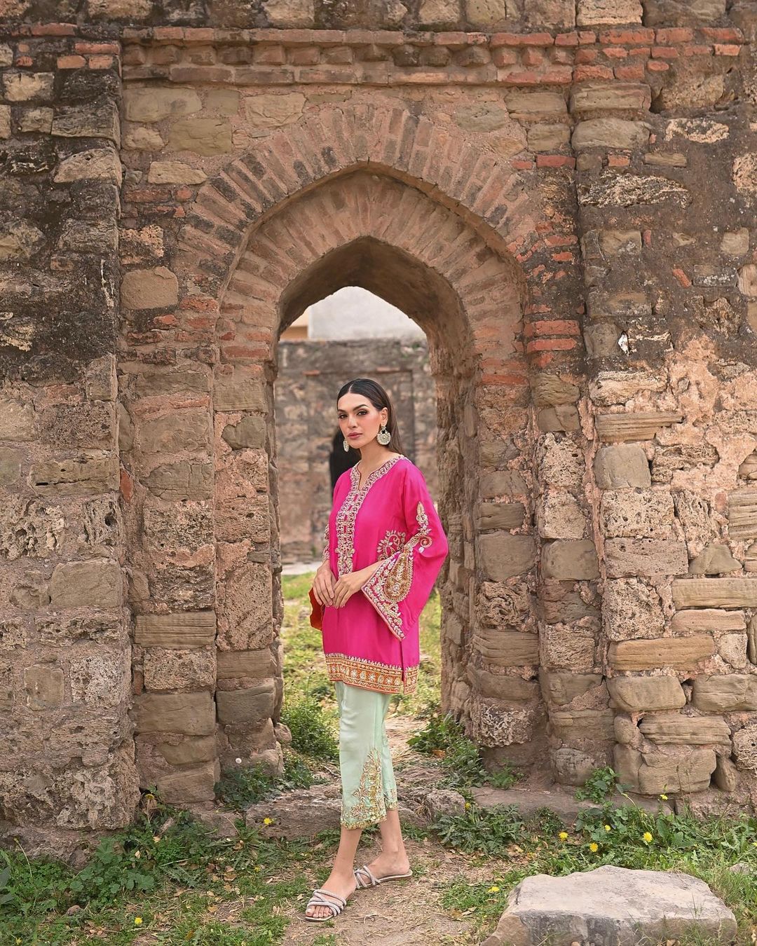 Shendi Festive wear by Alizay Saad