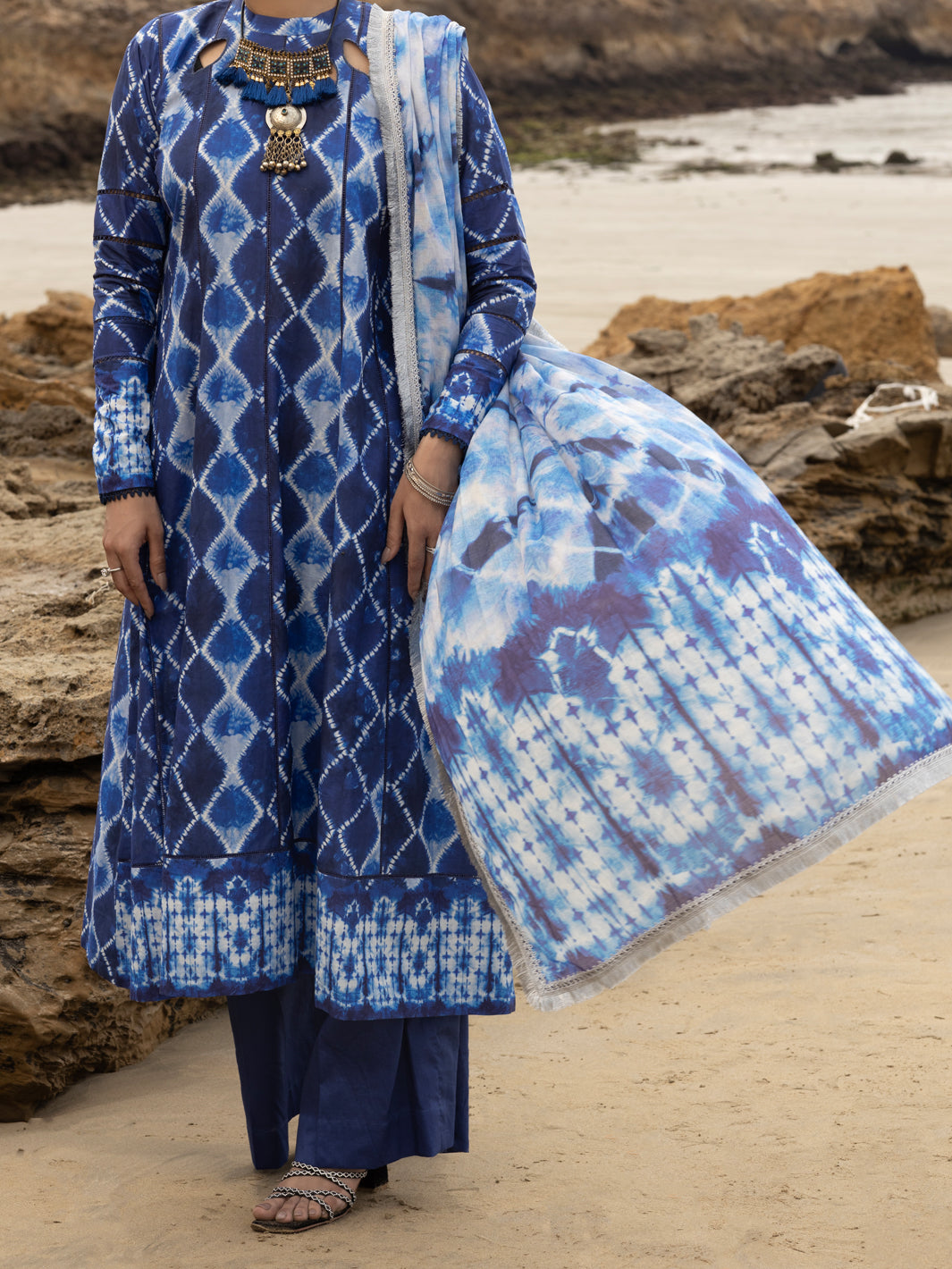 Blue Lawn 2 Piece Unstitched - ALP-2PS-SLKD-UN-2252