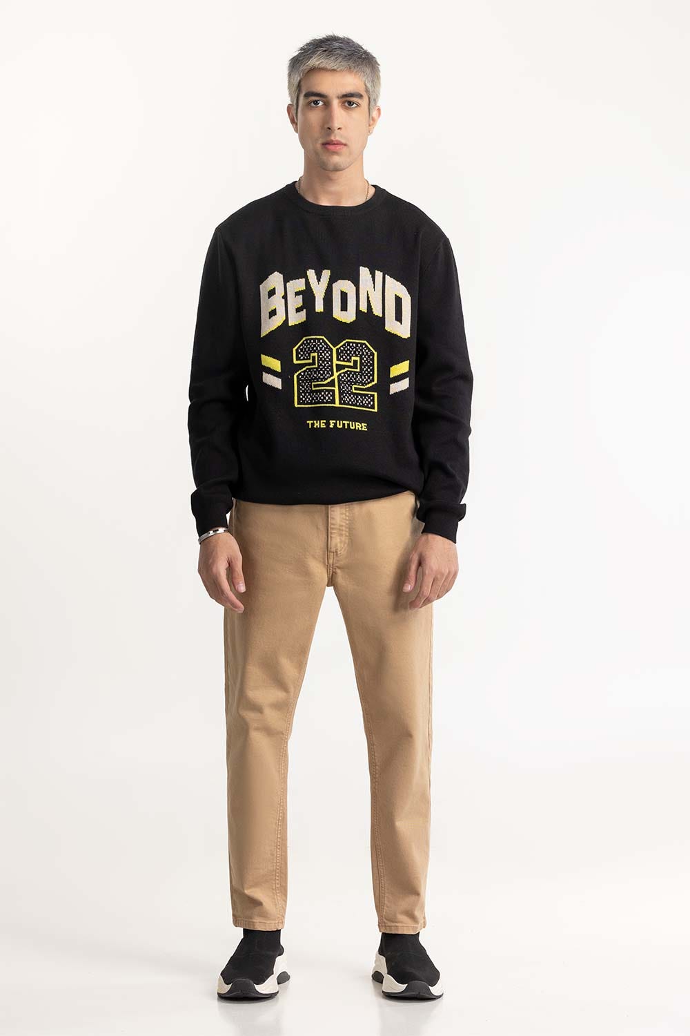 https://cdn.shopify.com/s/files/1/0706/3253/8159/files/slogan_sweater_224-111-063_1.jpg?v=1758454600