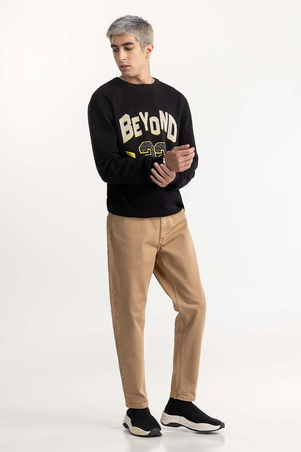 https://cdn.shopify.com/s/files/1/0706/3253/8159/files/slogan_sweater_224-111-063_4.jpg?v=1758454600