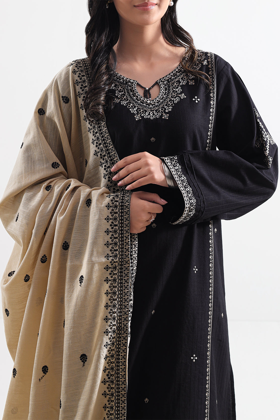 Solid Embroidered Slub Cotton Stitched 2 Piece (Shirt/Trouser)77013