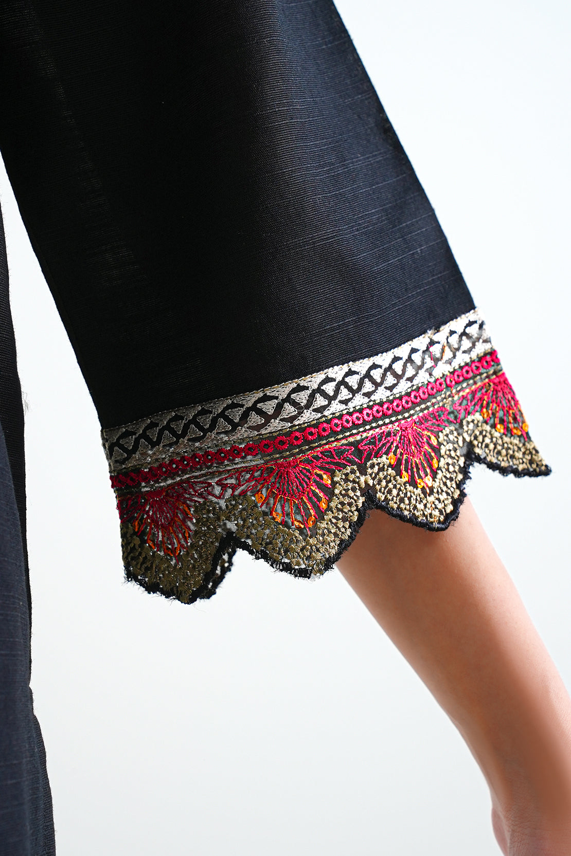 Solid Embroidered Khaddar Stitched 2 Piece (Shirt/Trouser)85109