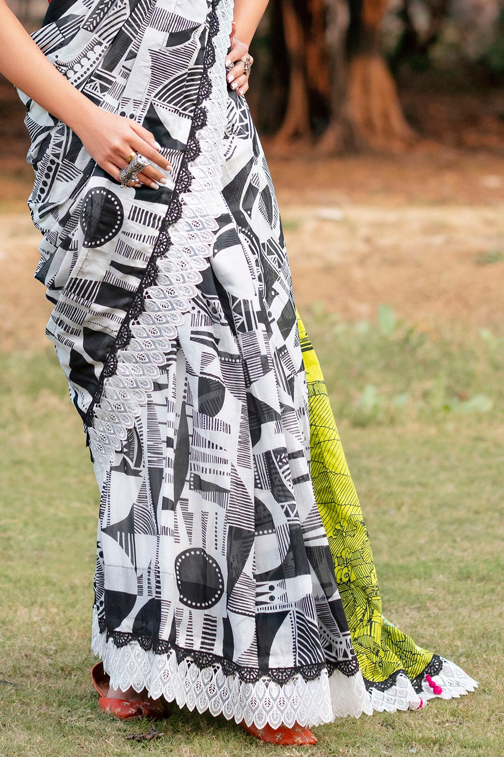 3 Piece Unstitched Denting Lawn Saree