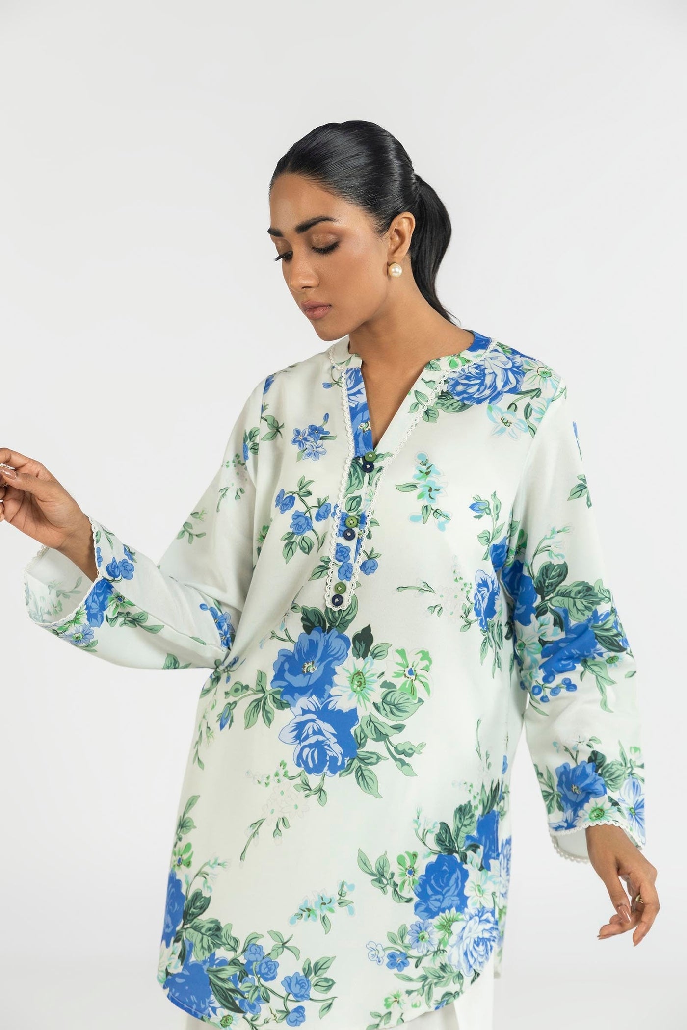https://cdn.shopify.com/s/files/1/0740/1753/8280/files/ss24bsp237_2_bfd7b994-822e-48e9-8fda-771a0a6db31c.jpg?v=1756729402
