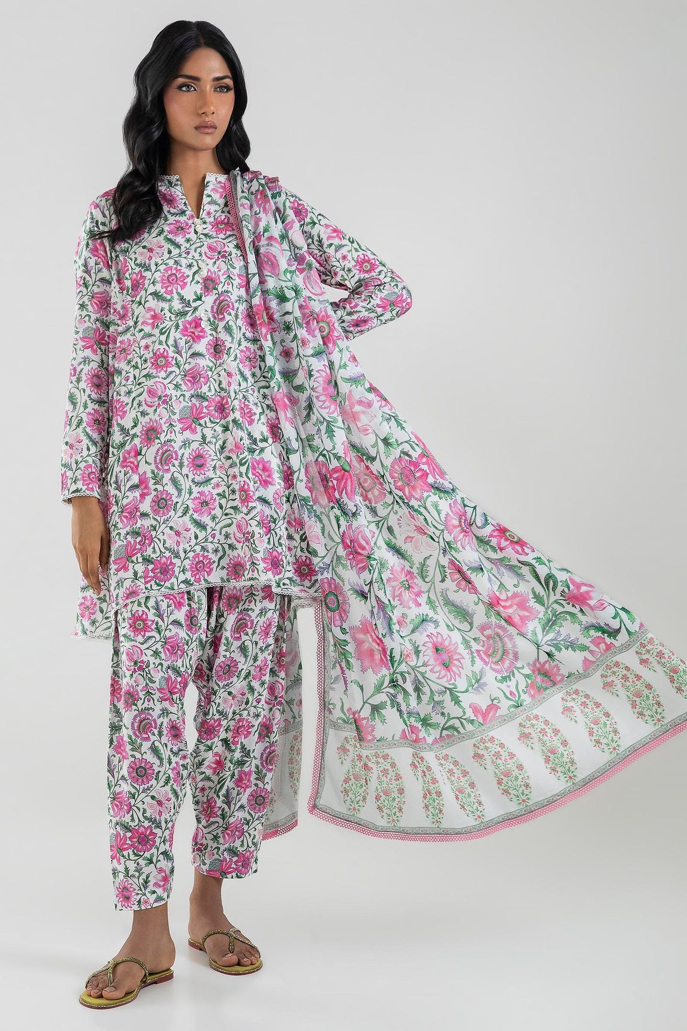 https://cdn.shopify.com/s/files/1/0740/1753/8280/files/ss24dup165_3.jpg?v=1756731590