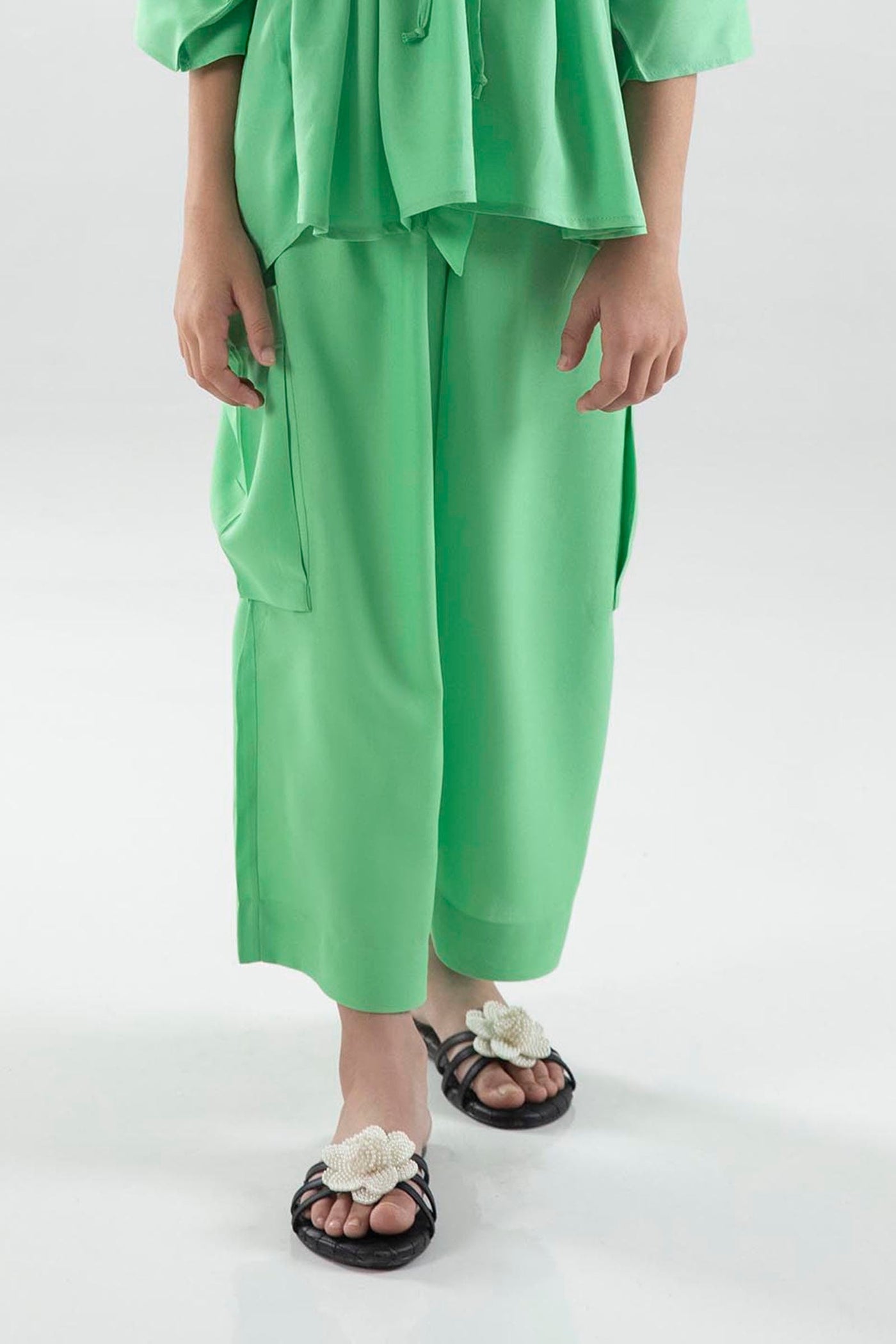 https://cdn.shopify.com/s/files/1/0740/1753/8280/files/ss24gbsd104_4.jpg?v=1756731464