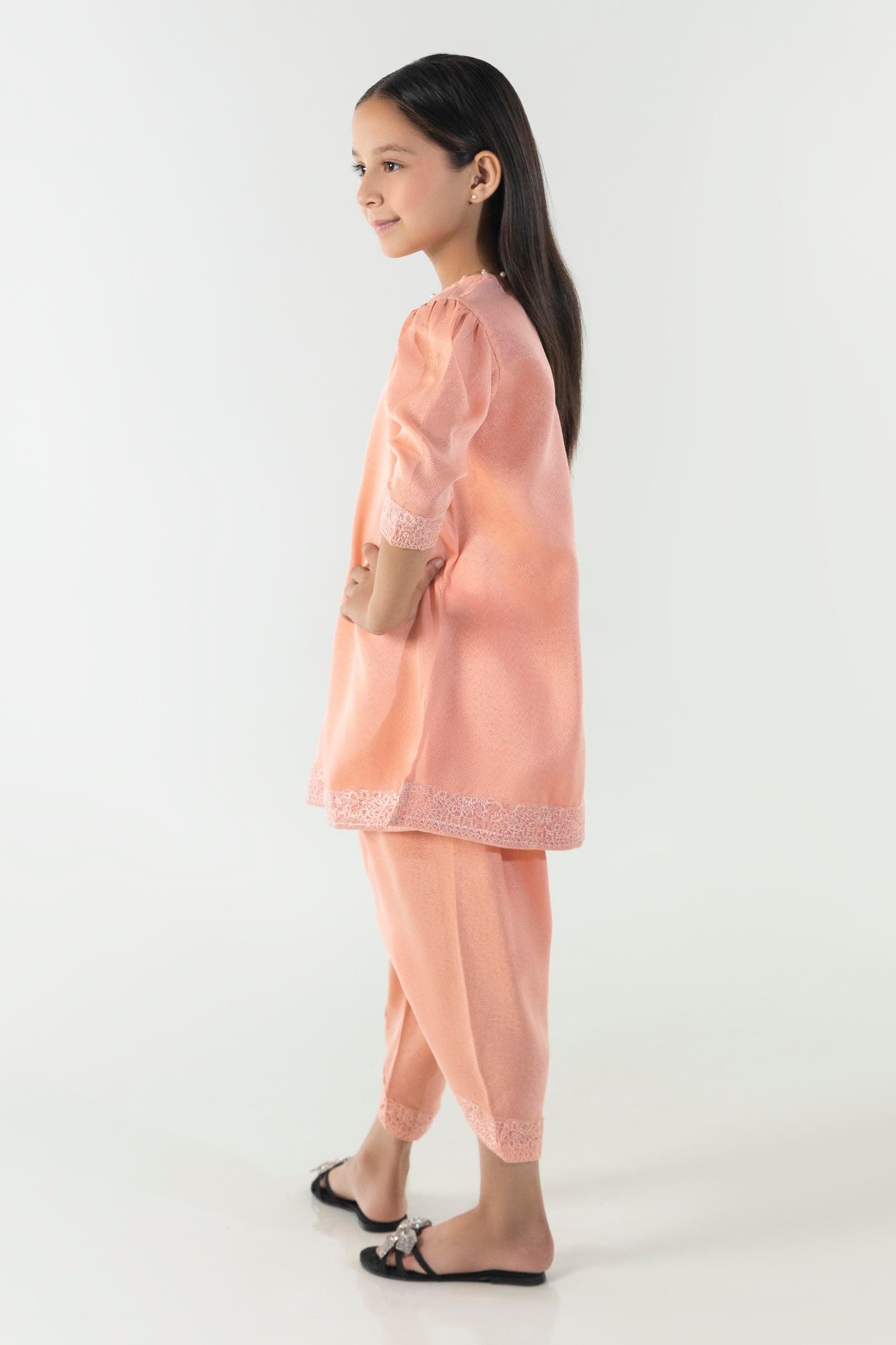 FLORA LINEN SHAWL COLLECTION