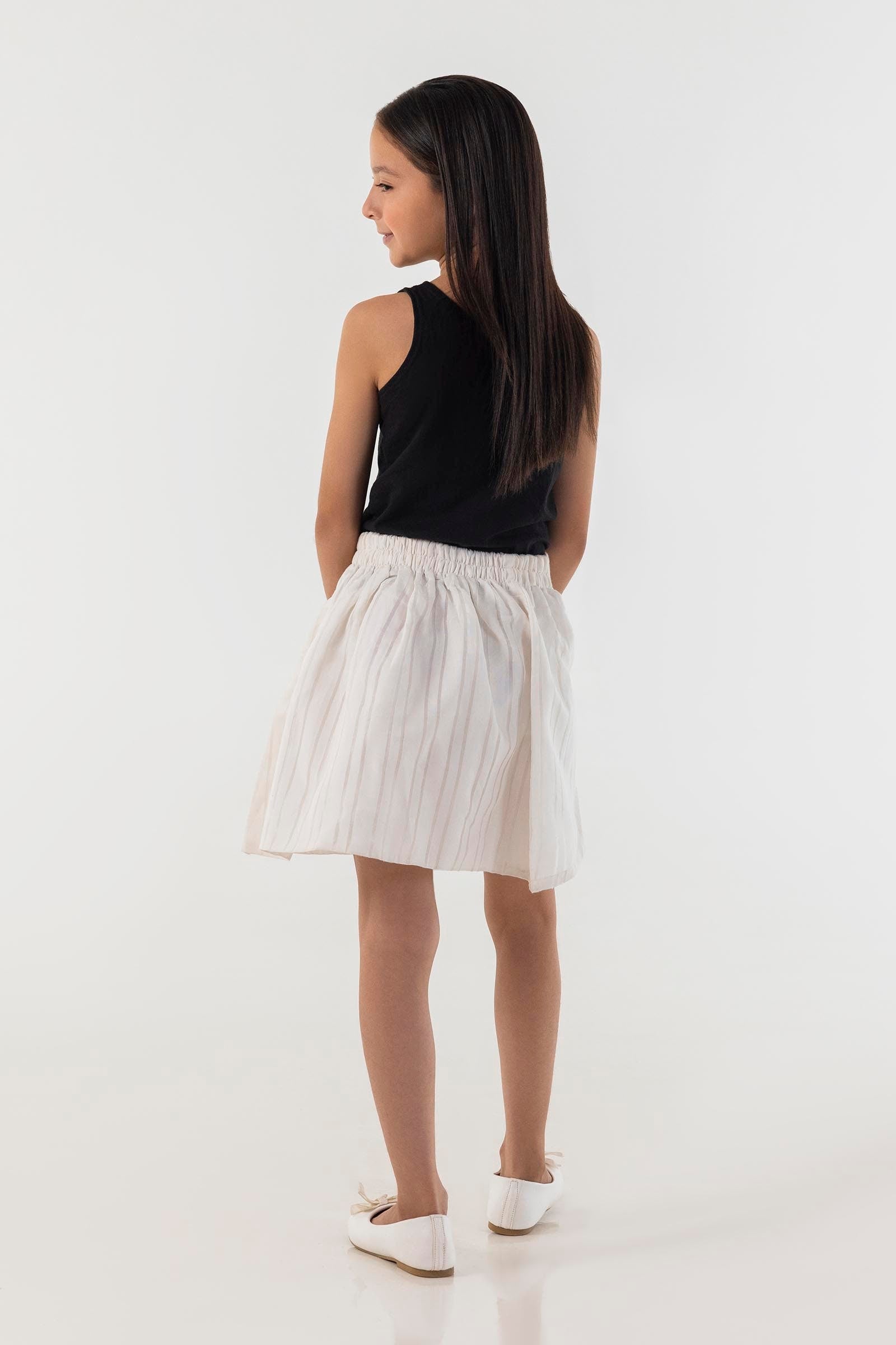 https://cdn.shopify.com/s/files/1/0740/1753/8280/files/ss24gwtr369_4.jpg?v=1756729326