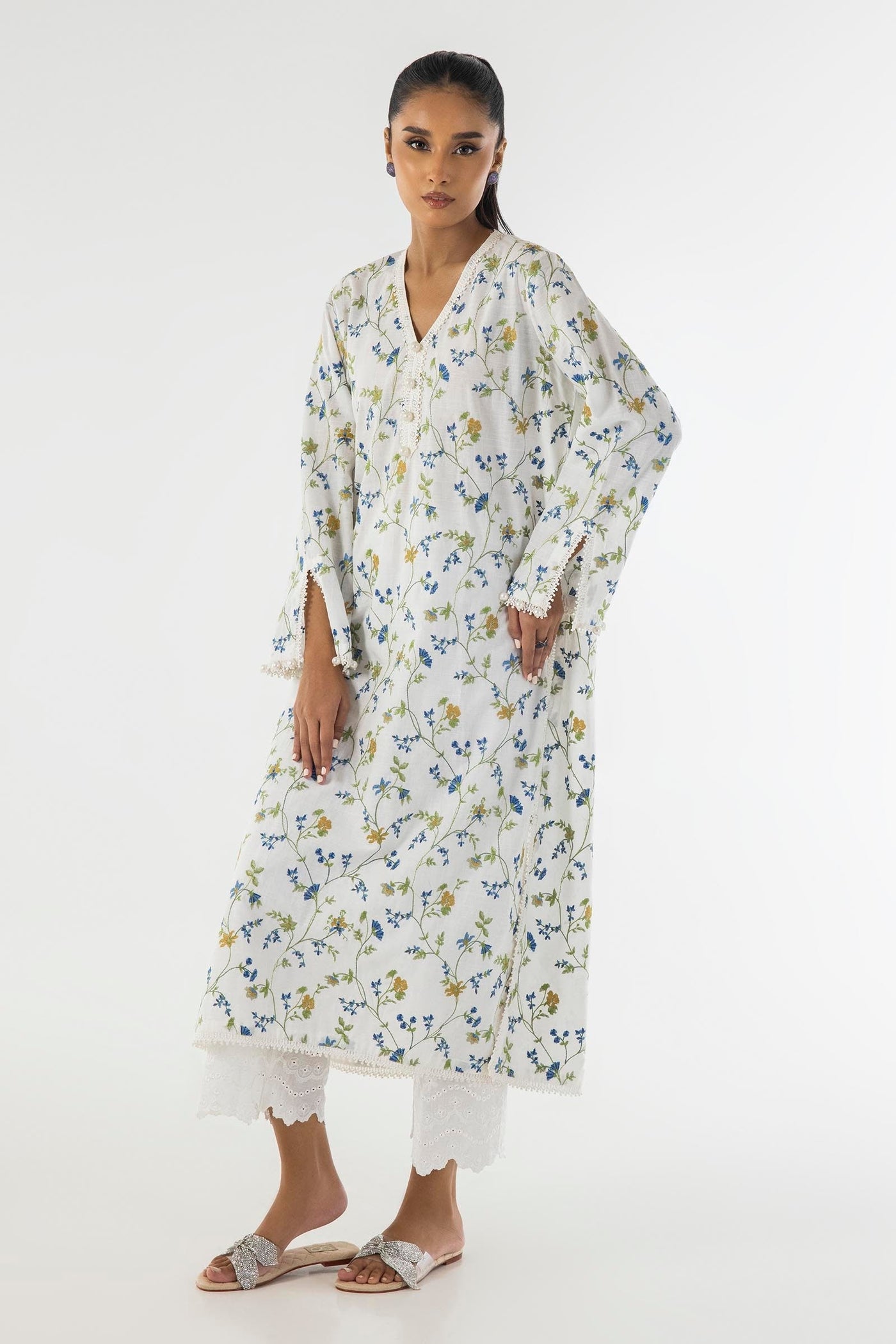 https://cdn.shopify.com/s/files/1/0740/1753/8280/files/ss24sge232_2_ca097595-bb80-4592-97f7-ba9e7d0e3377.jpg?v=1756731375
