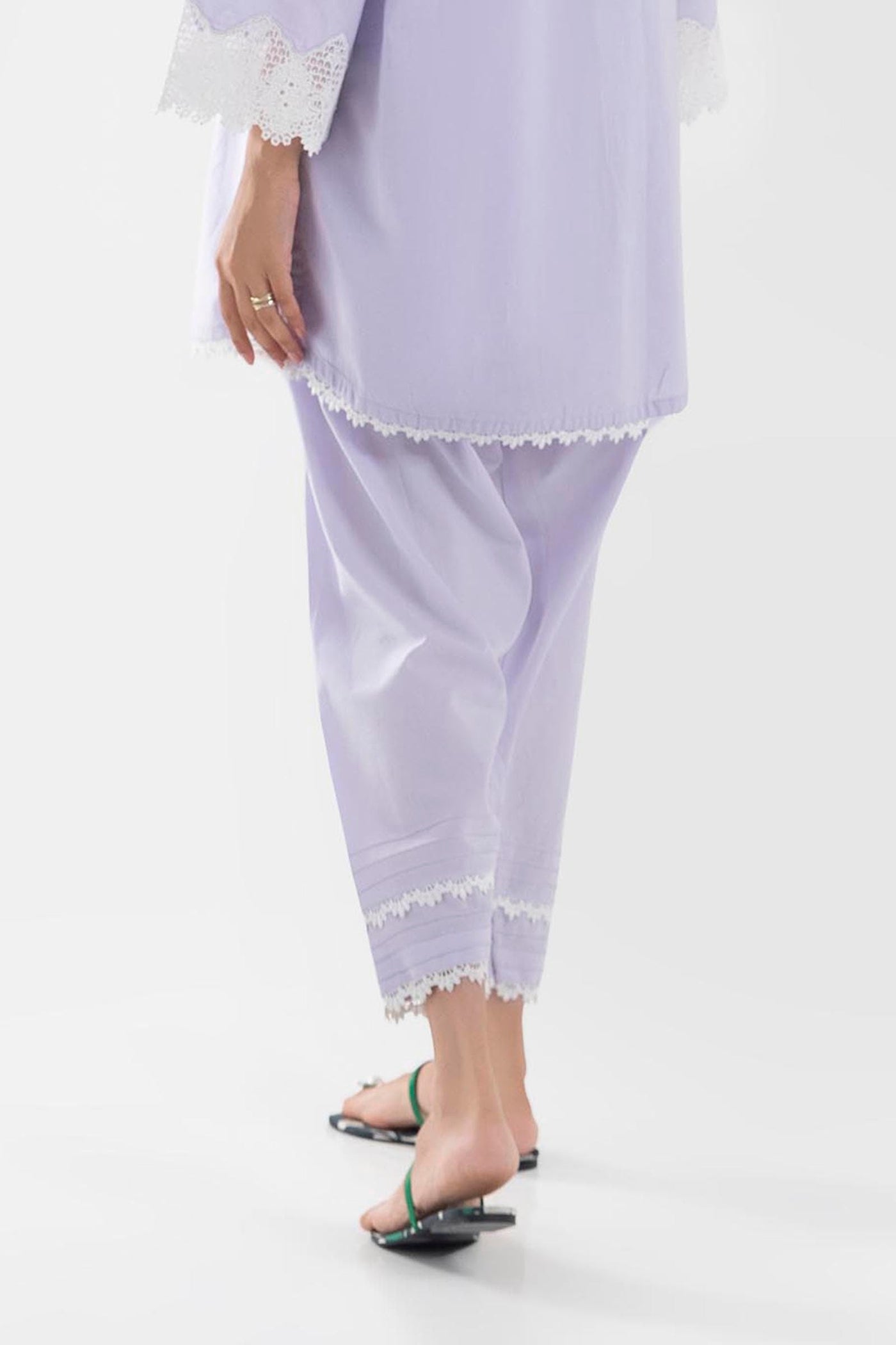 https://cdn.shopify.com/s/files/1/0740/1753/8280/files/ss24trd194_1_04349cd5-ee78-4959-8329-15c83a0a6d1c.jpg?v=1756731297