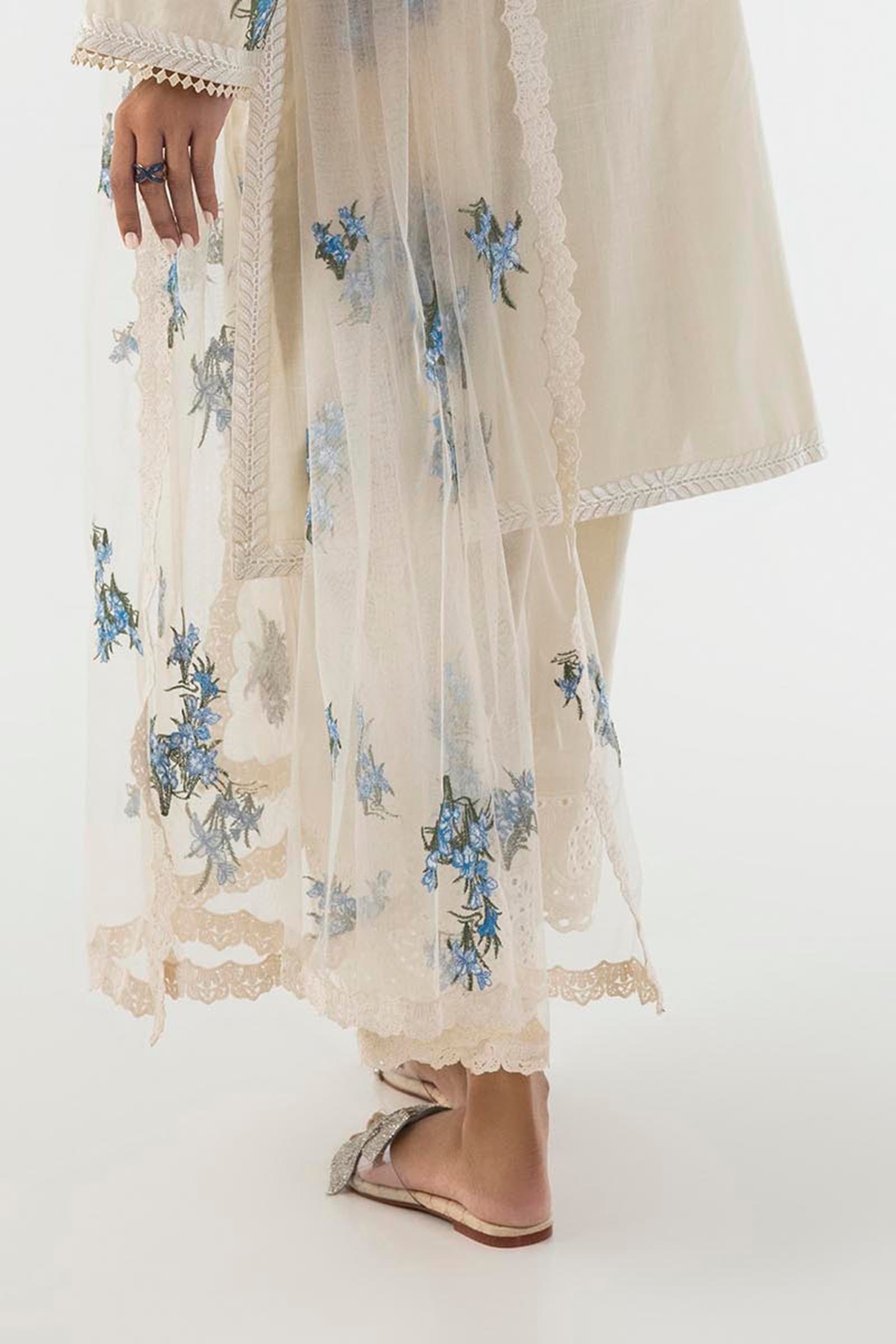 Design 3A Luxury Lawn 2024 Unstitched