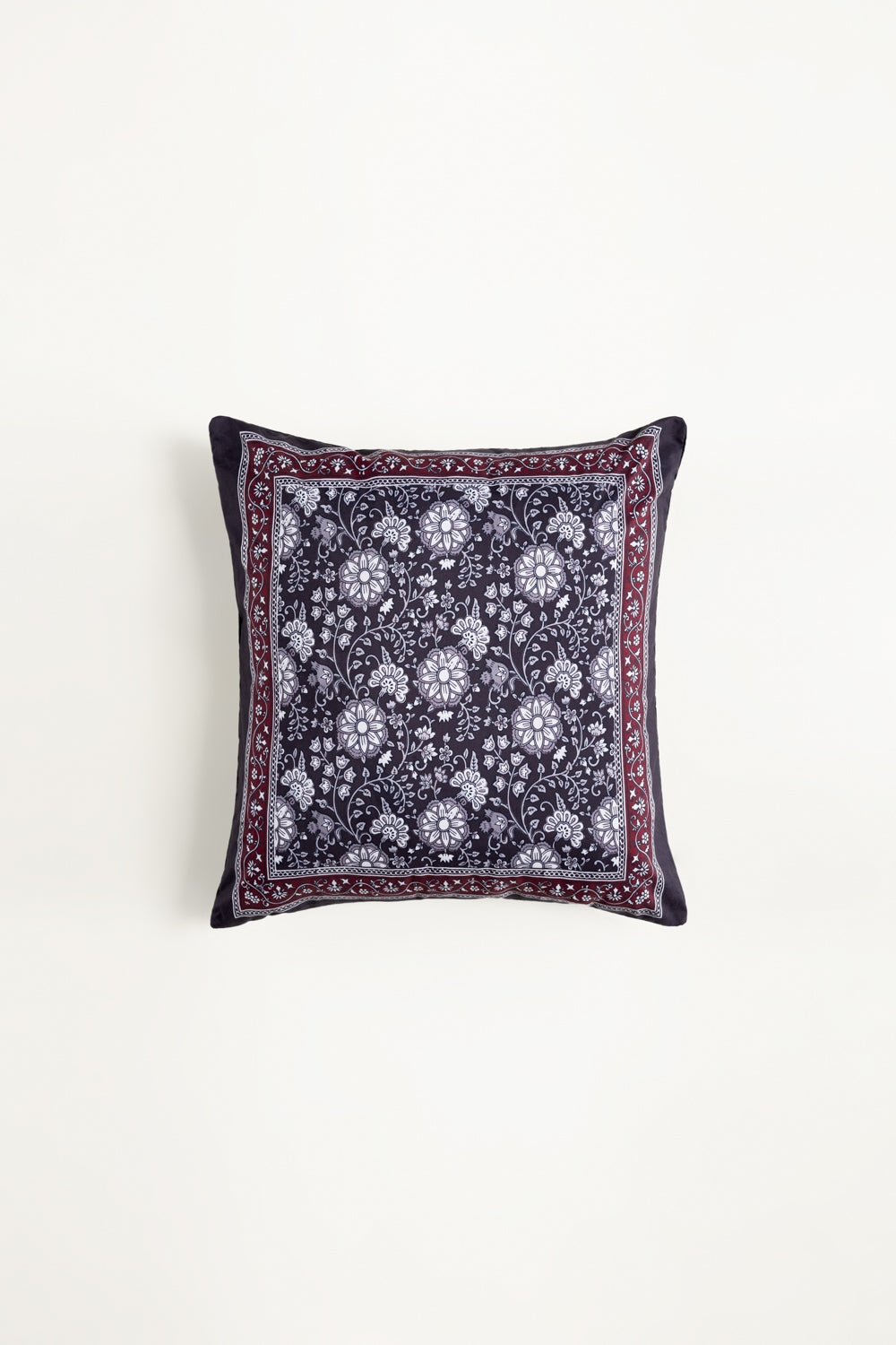 Ss25-Dgc -003 Digital Printed Cushion Cover