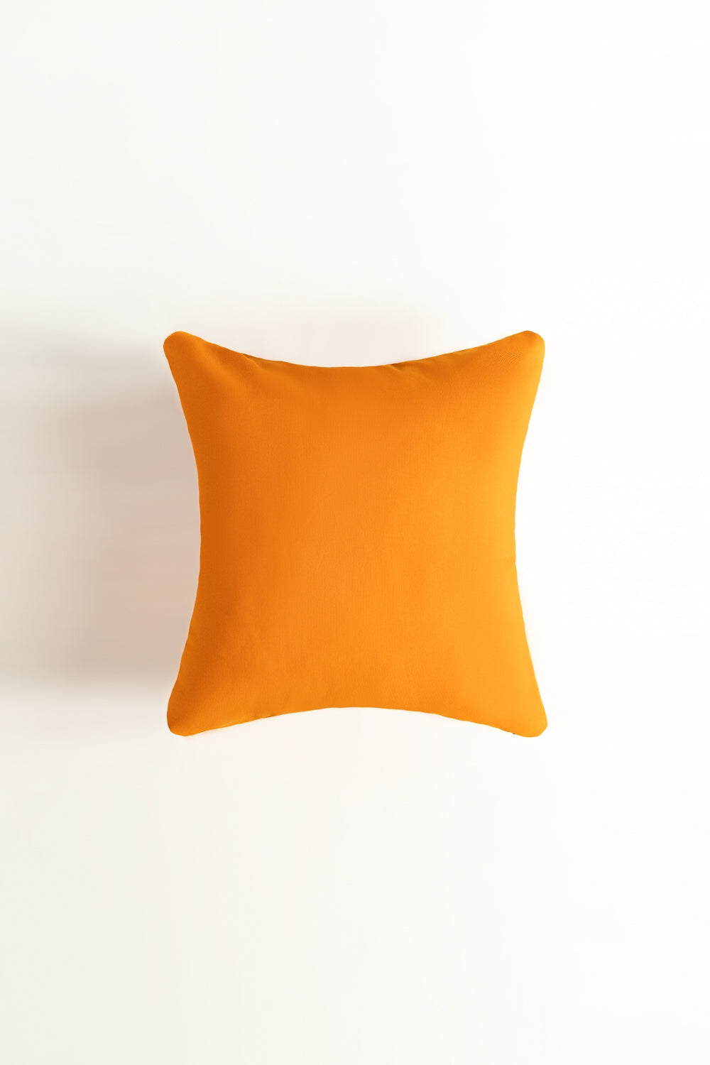 Ss25-Ec-008 Terry Embroidered Cushion Cover