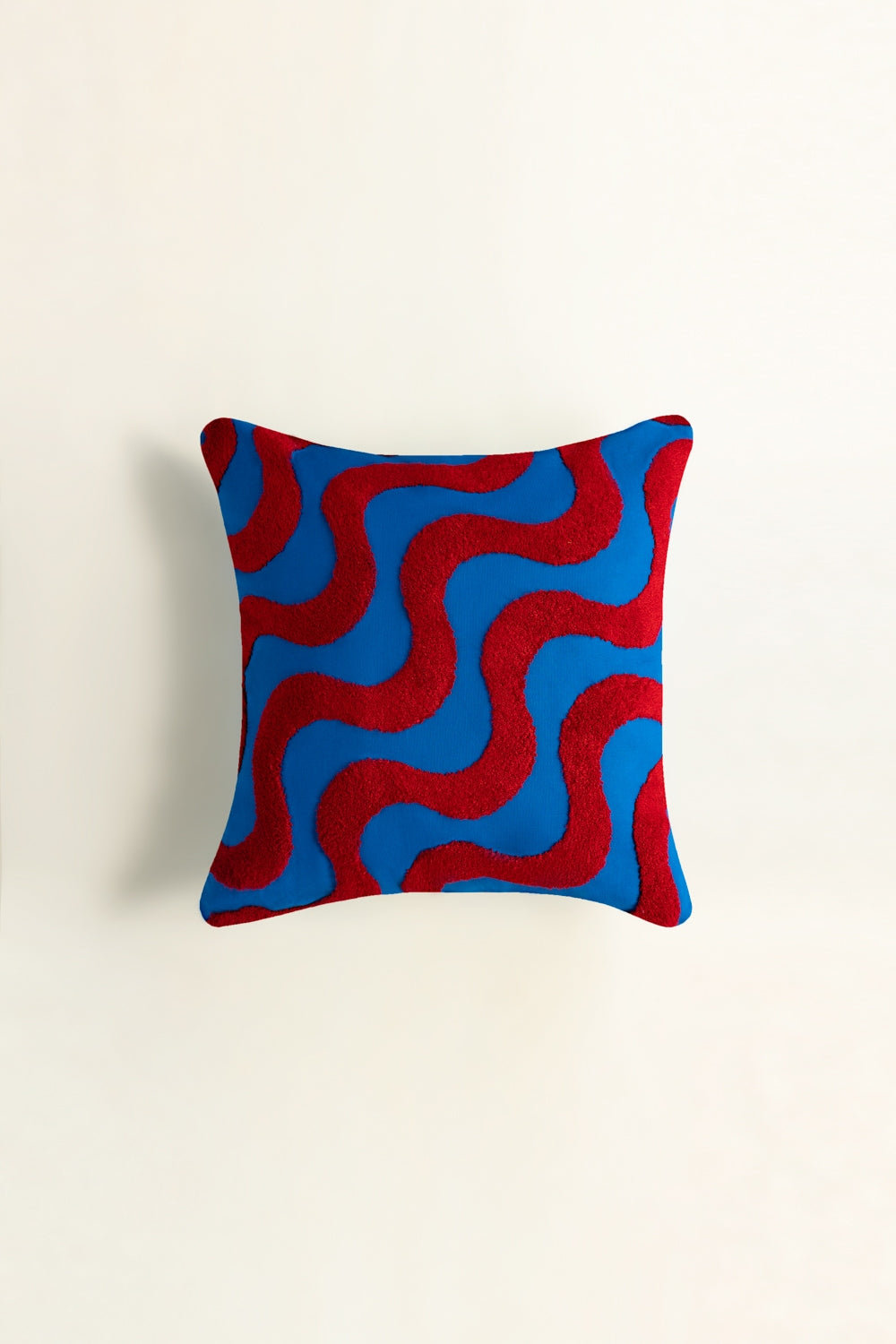 Ss25-Ec-015 Terry Embroidered Cushion Cover