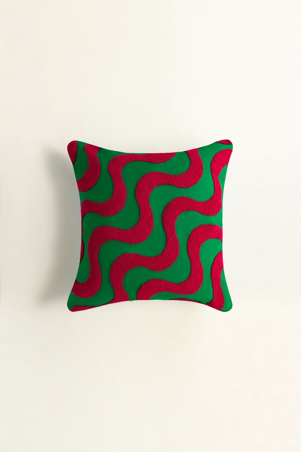 Ss25-Ec-017 Terry Embroidered Cushion Cover
