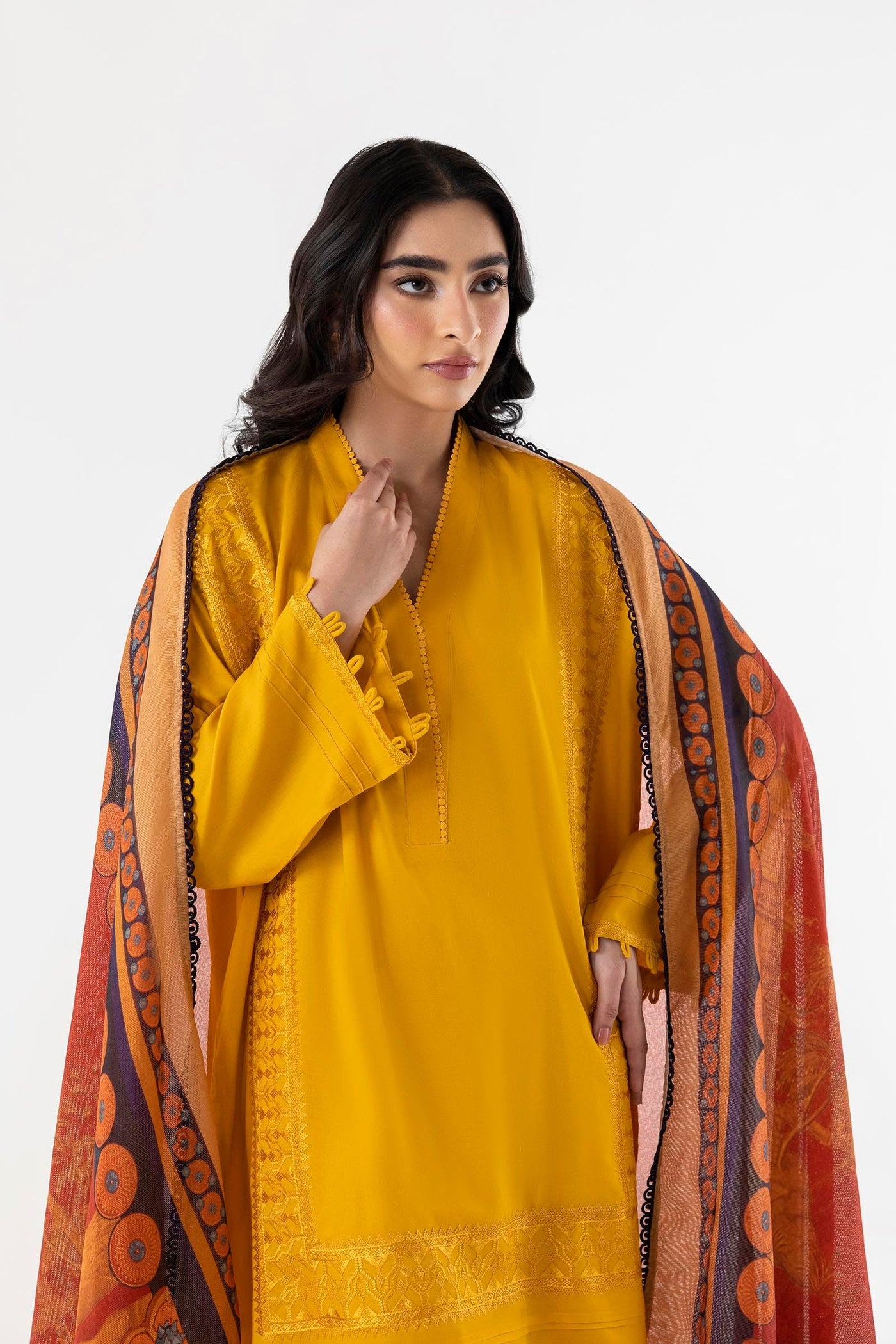 https://cdn.shopify.com/s/files/1/0740/1753/8280/files/ss25ese273_3_814ba5b3-b145-4a96-8bd0-51a2821687c7.jpg?v=1756730989