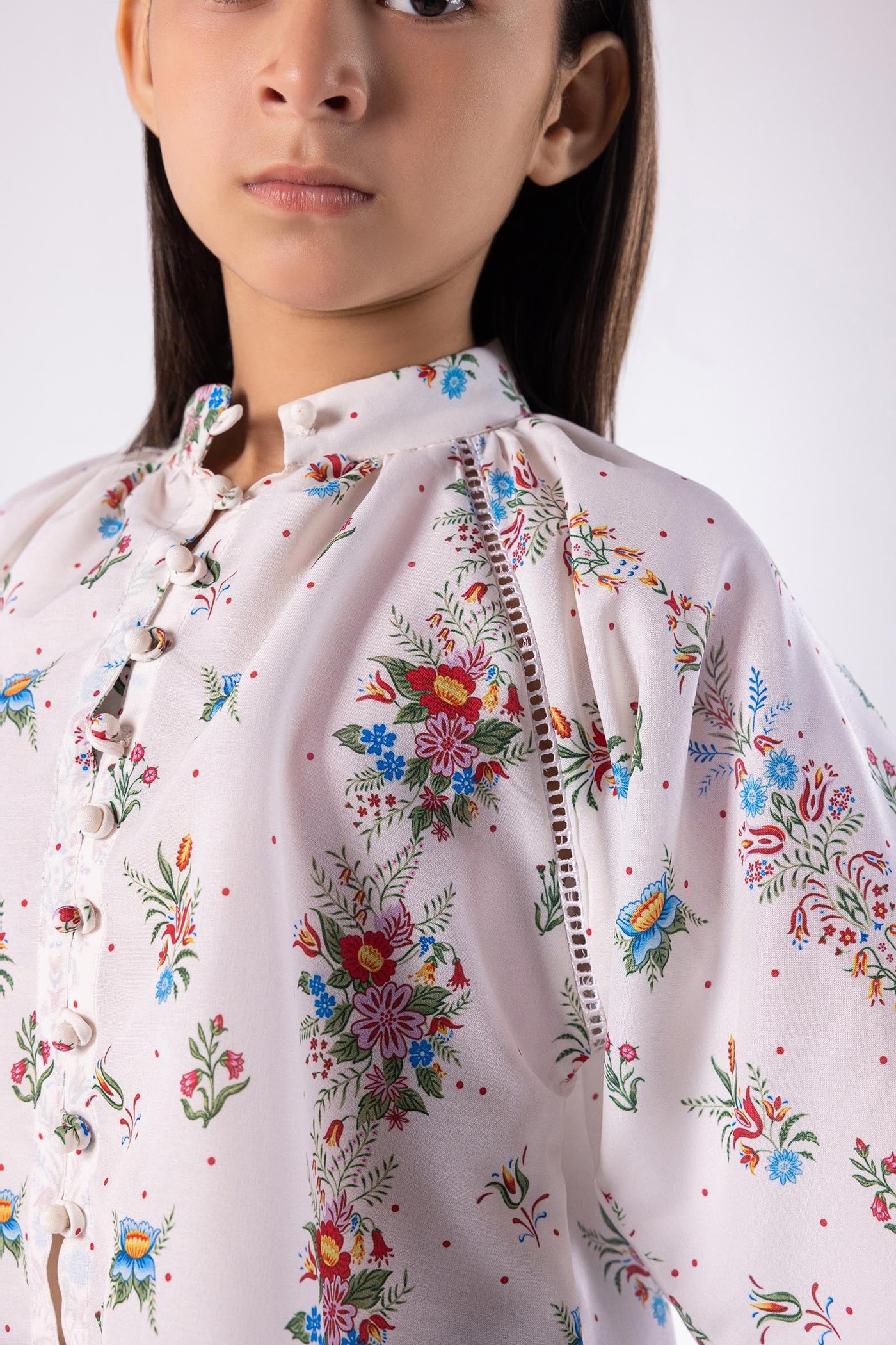 https://cdn.shopify.com/s/files/1/0740/1753/8280/files/ss25gbsp121_2.jpg?v=1756730896