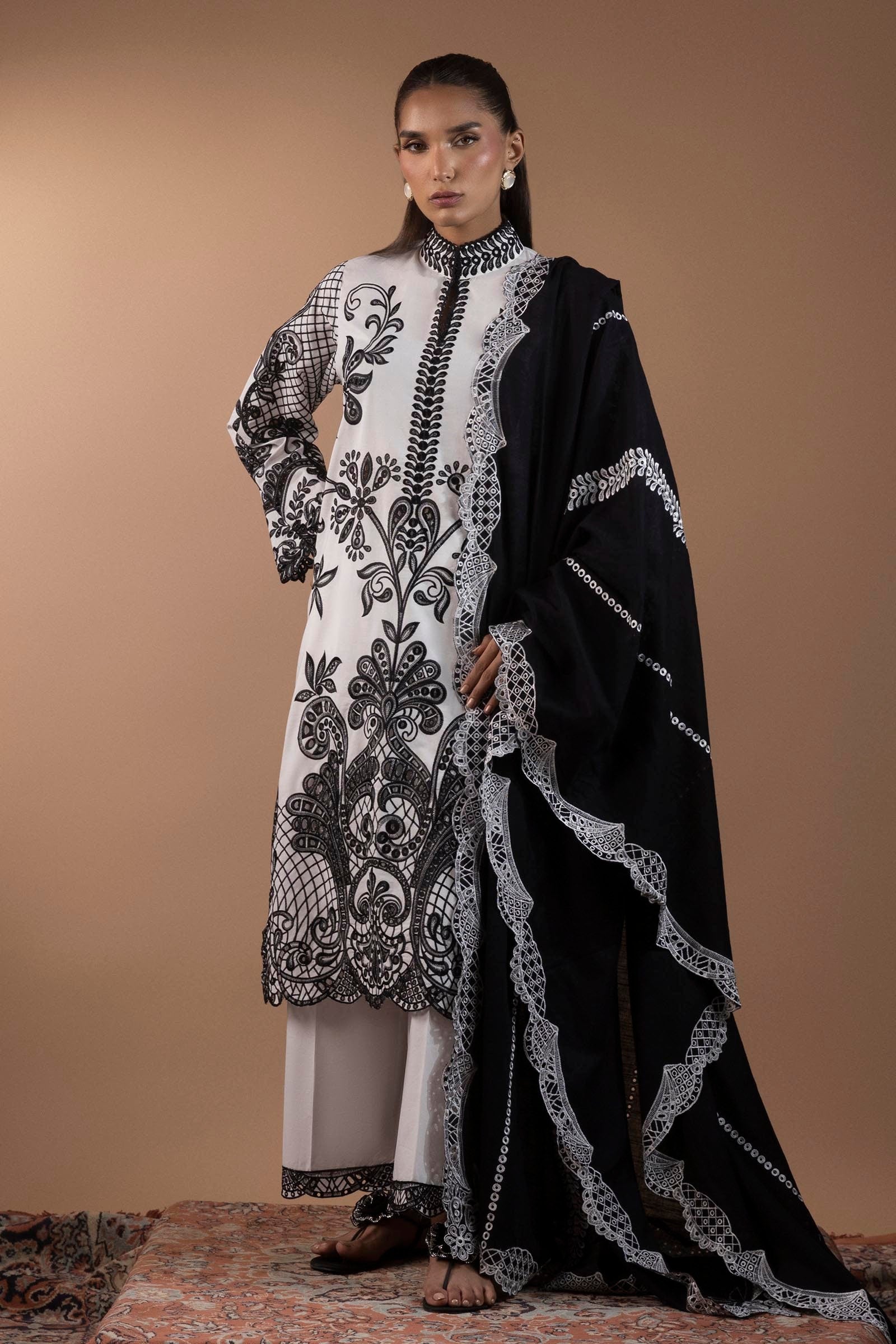 Stitched Signature Dupatta