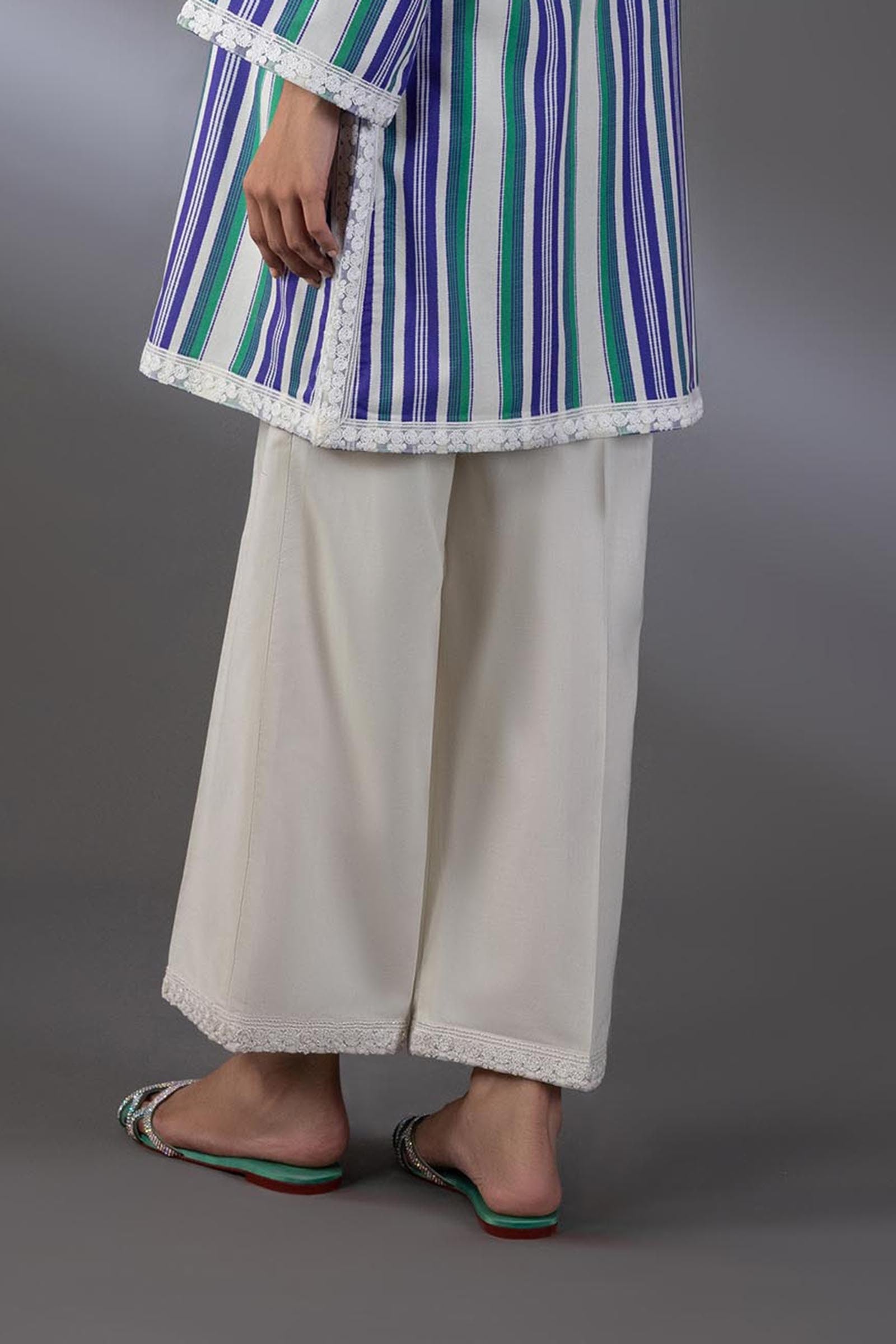 Stitched Bottom
