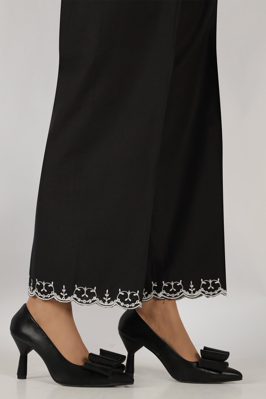 Embroidered Cotton Pant58587