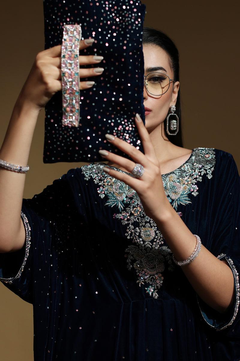 https://cdn.shopify.com/s/files/1/0923/1931/8403/files/stardust-regalia-kaftan-by-alizay-saad-563423.jpg?v=1756724918