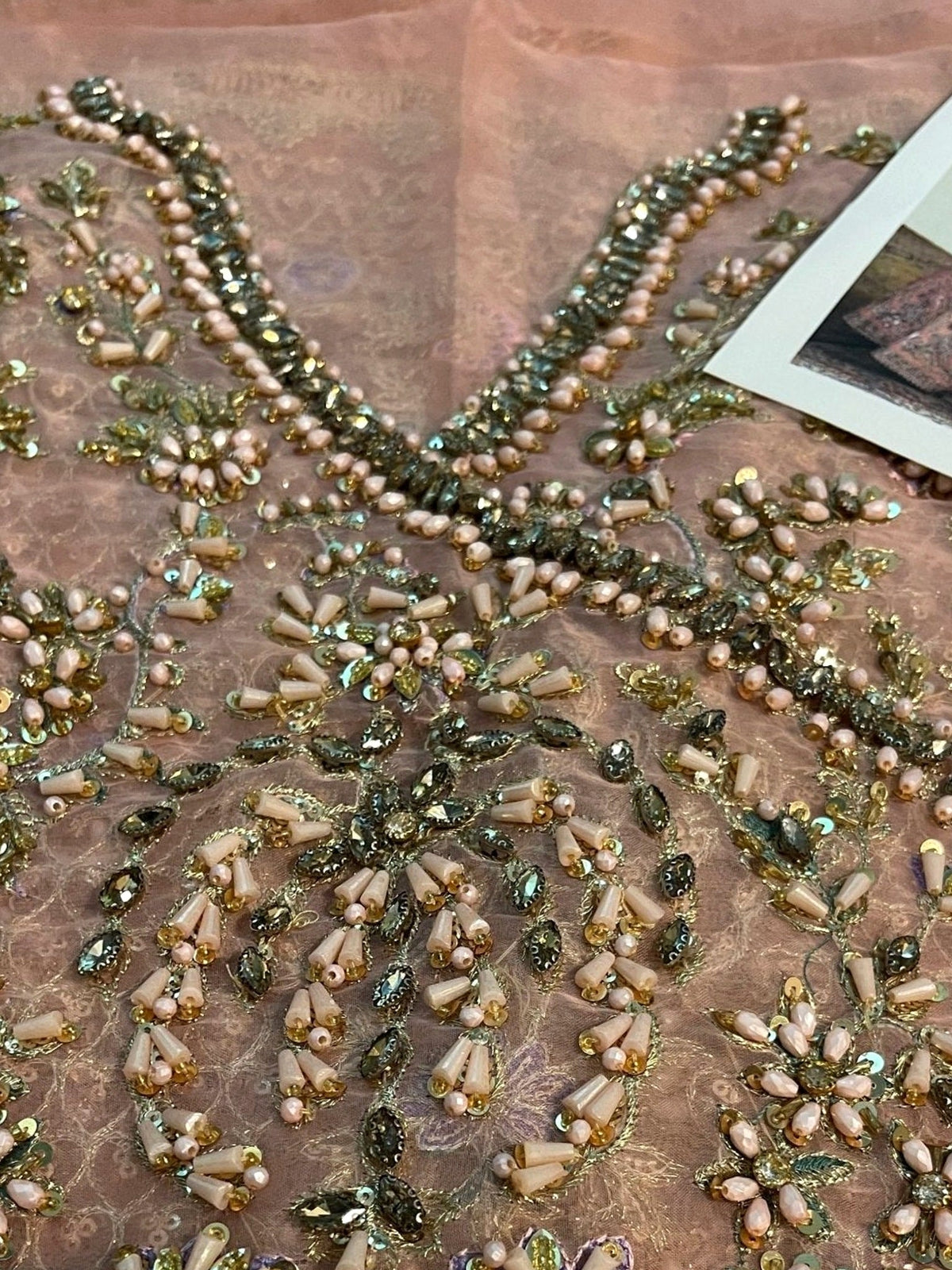 Suffuse – Zaleh Style