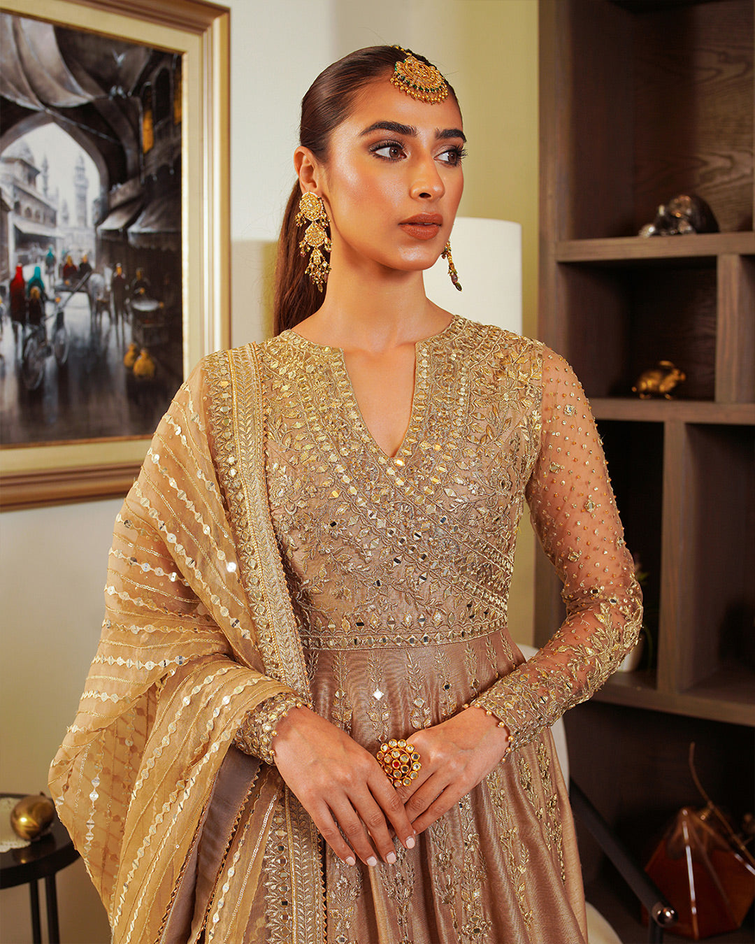 https://cdn.shopify.com/s/files/1/0262/2531/1795/products/sulata_withDupattaimages_2_1.jpg?v=1670492130