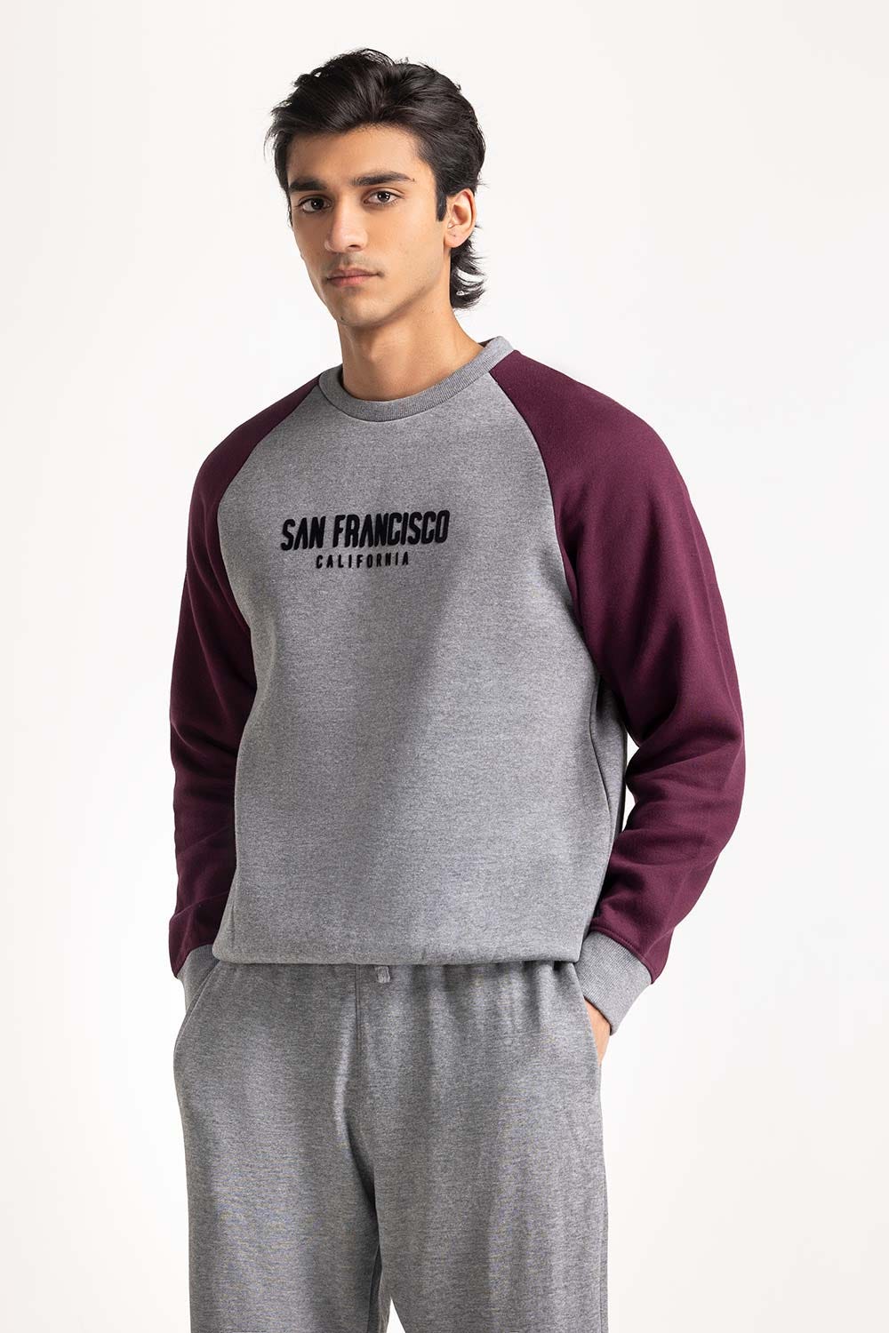 Sweatshirt