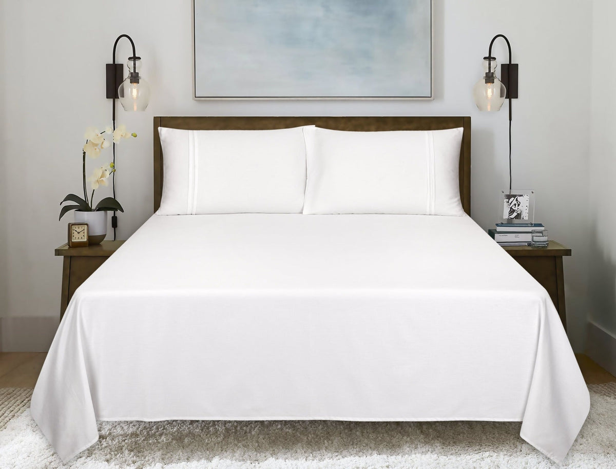 Pearl white T-200 Bed Sheet Set