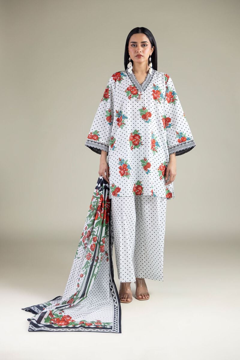 Tailored Lawn Set