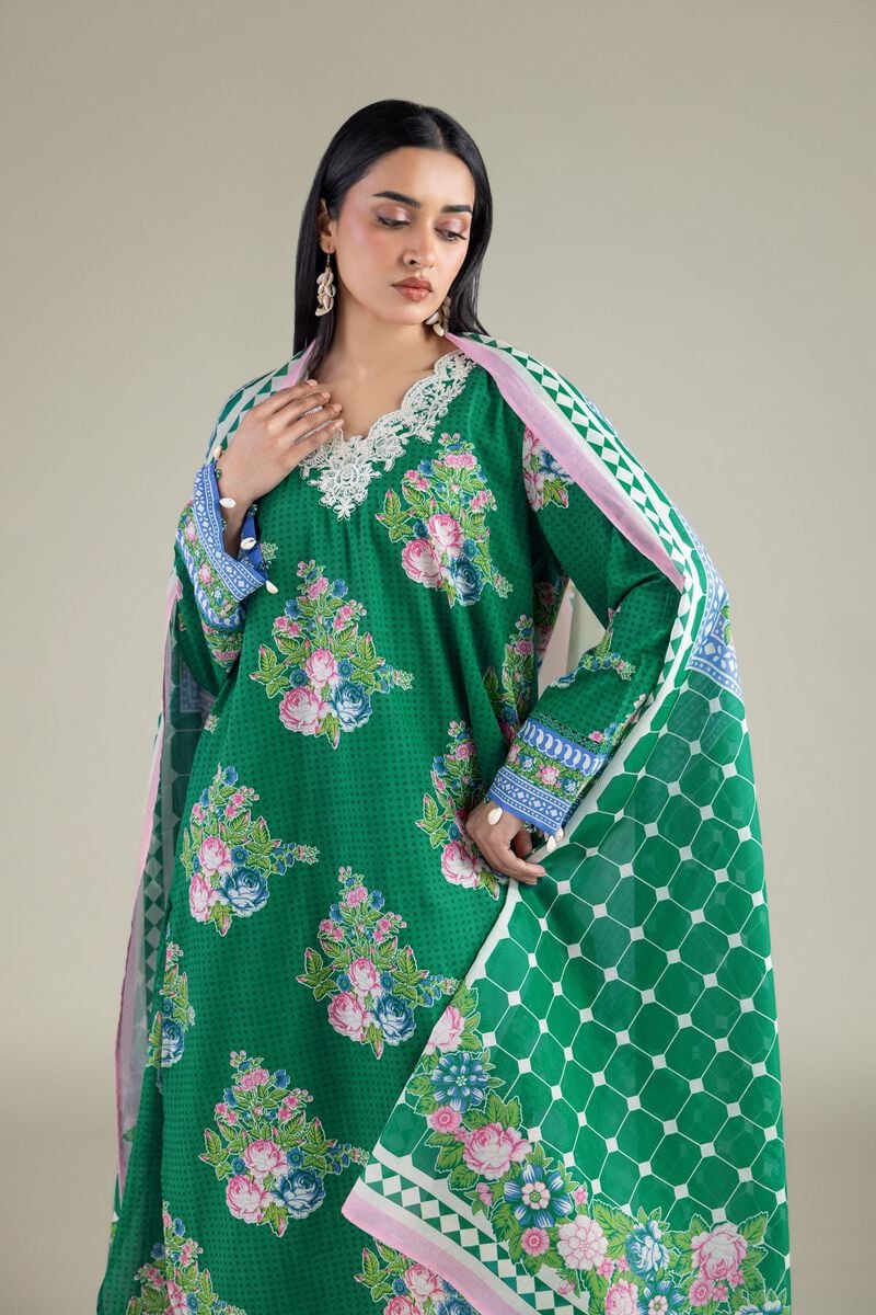 Tailored Lawn Set
