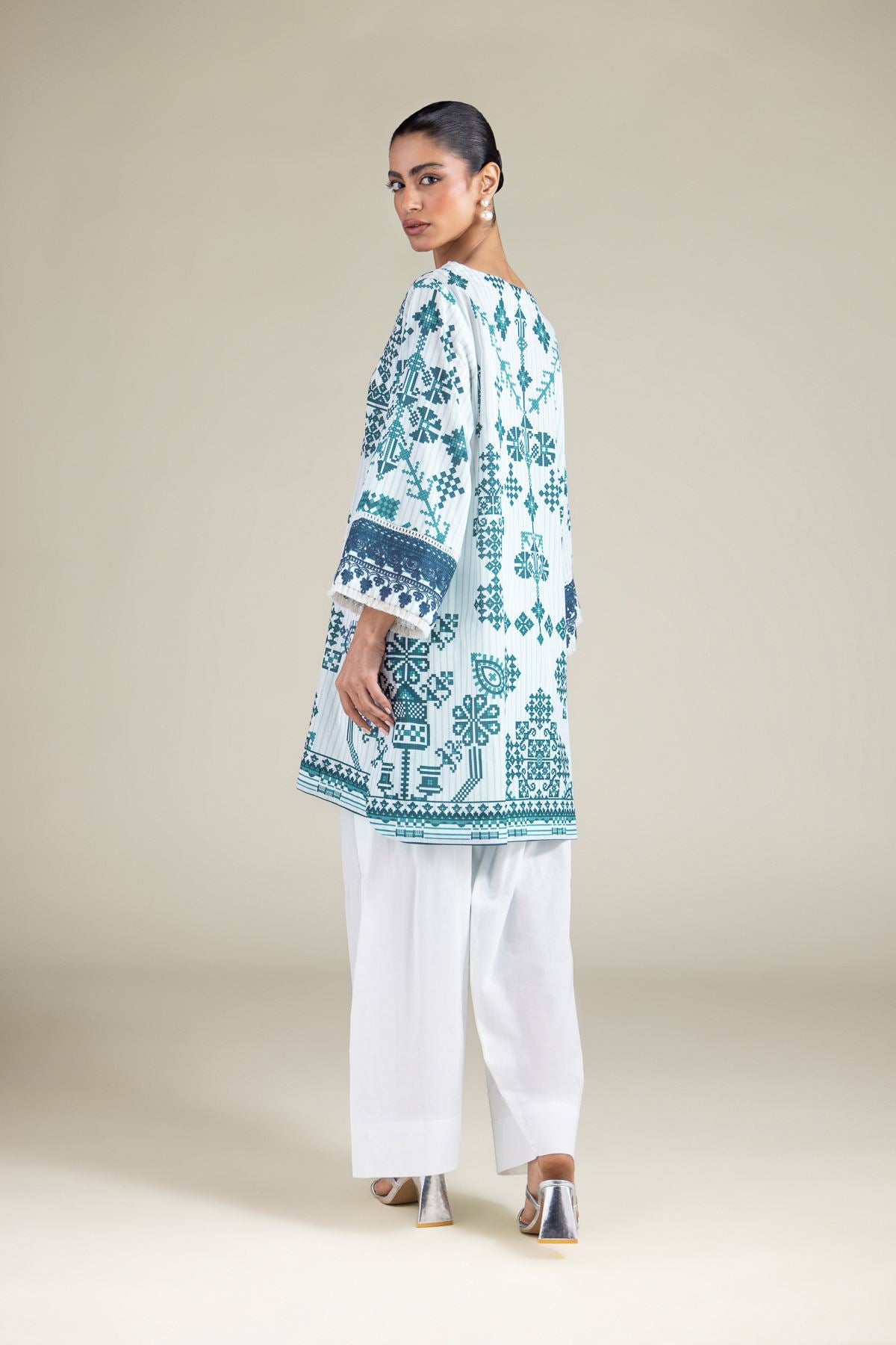 Lawn 2-Piece Tailored