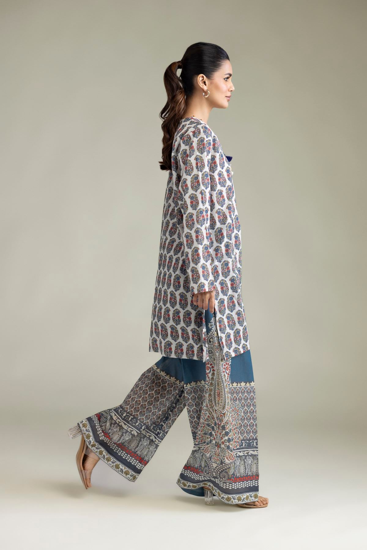 2-Piece Lawn Tailored
