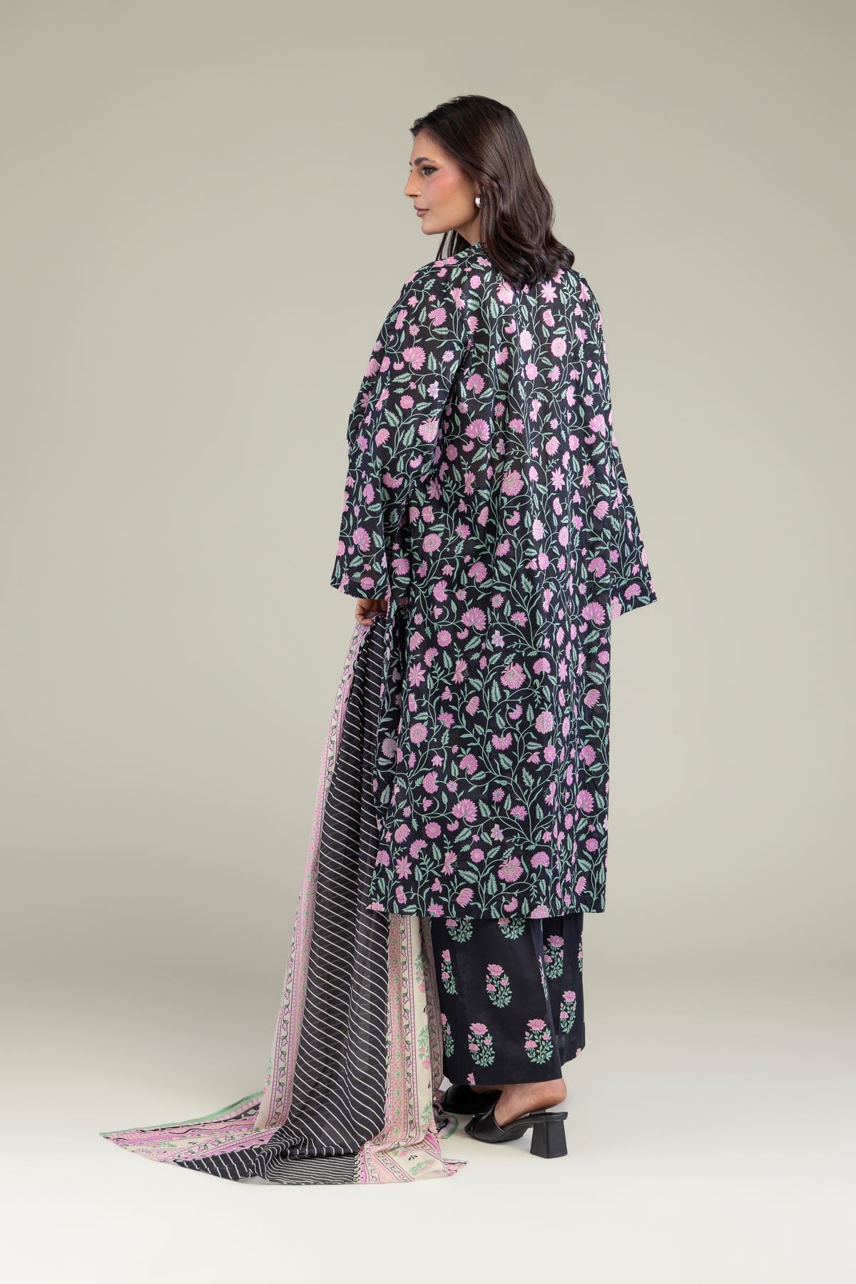 Tailored Lawn 3-Piece