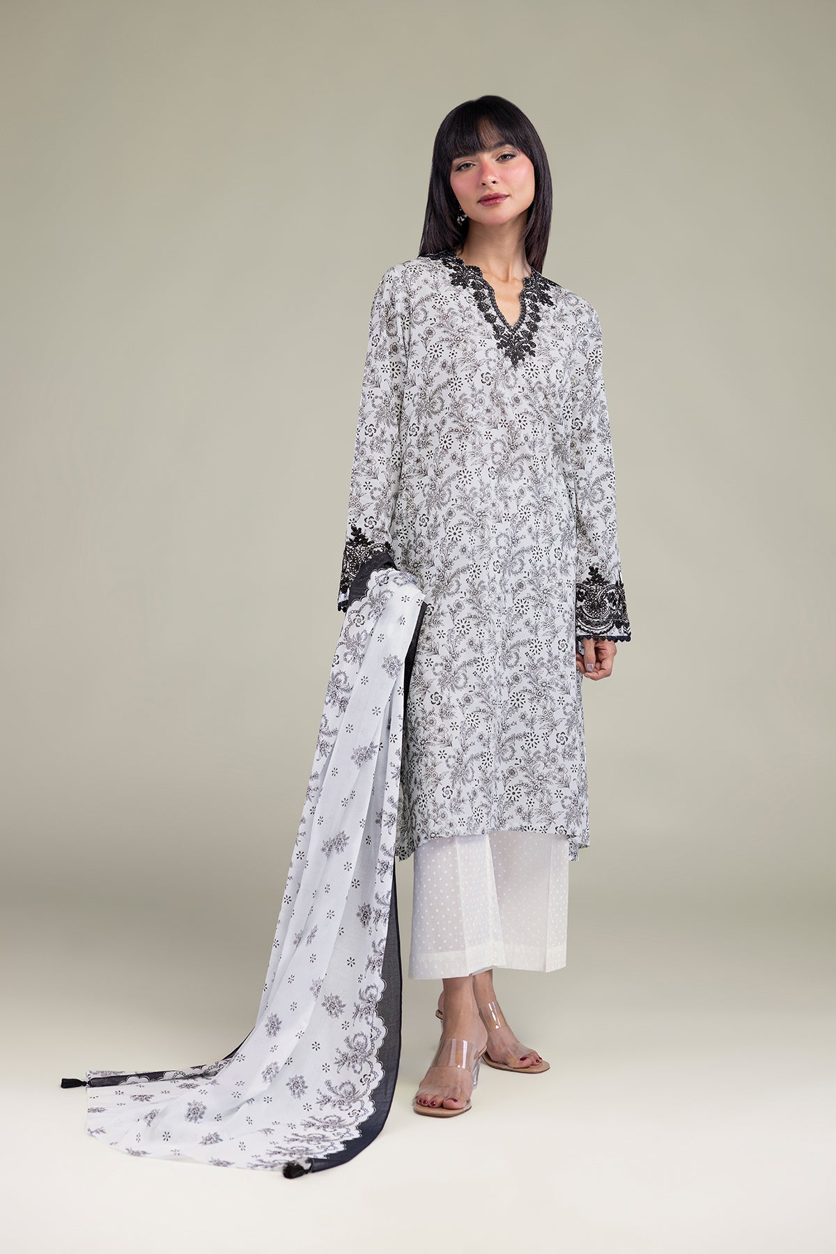 Tailored 3-Piece Lawn