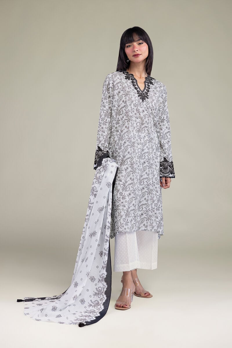 Tailored 3-Piece Lawn