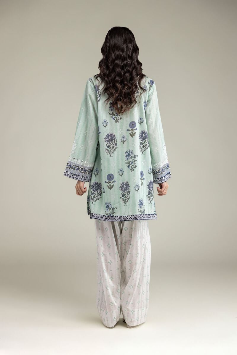 Tailored 2-Piece Lawn