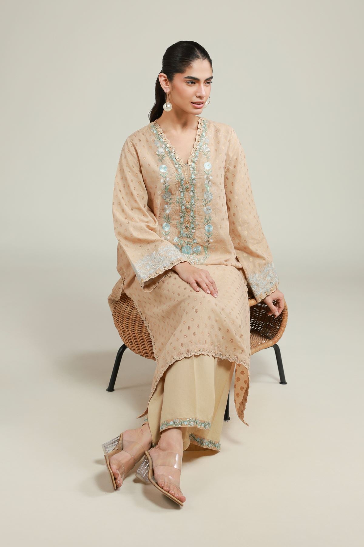 Jacquard 2 Piece Tailored