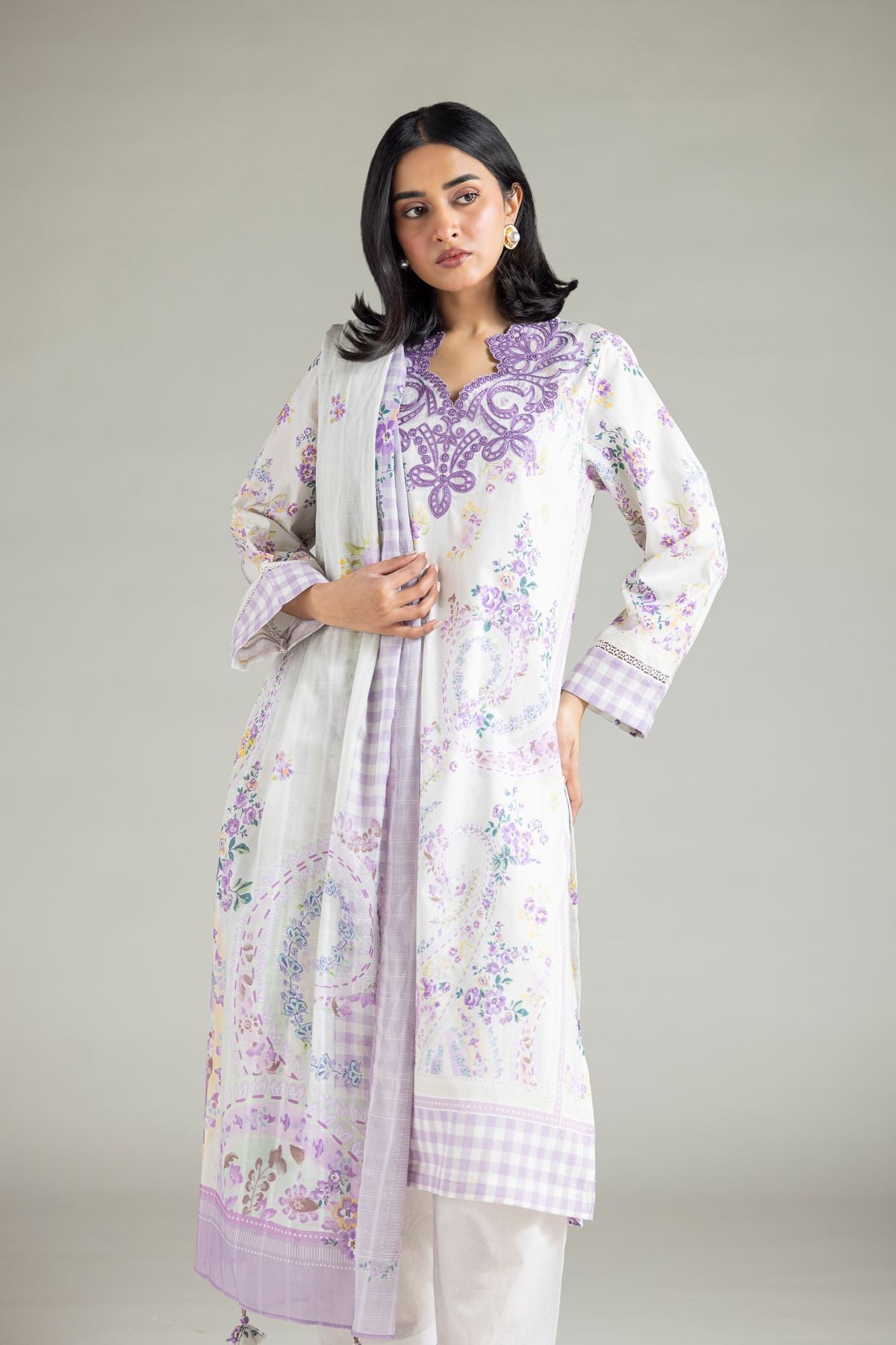 Tailored Lawn Set