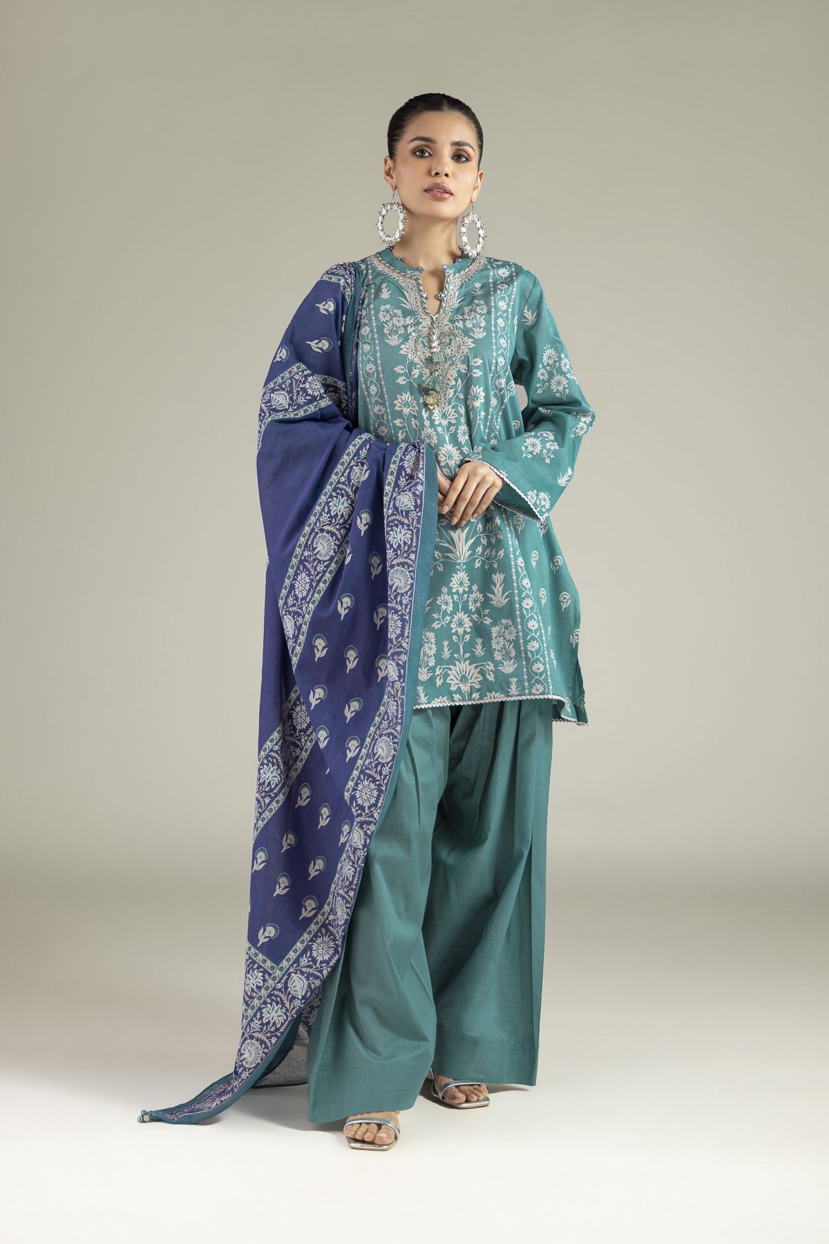 Lawn 3-Piece Tailored