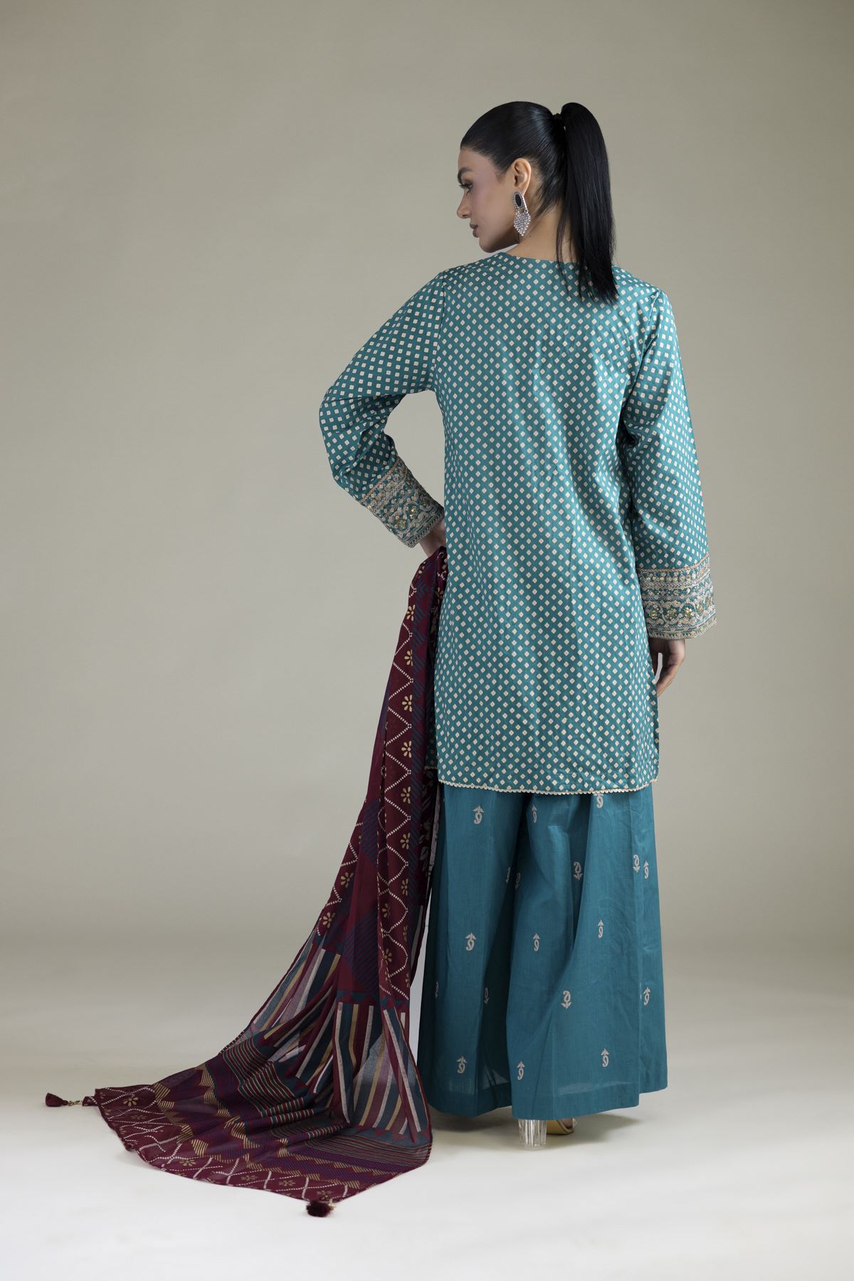 Tailored 3-piece Lawn