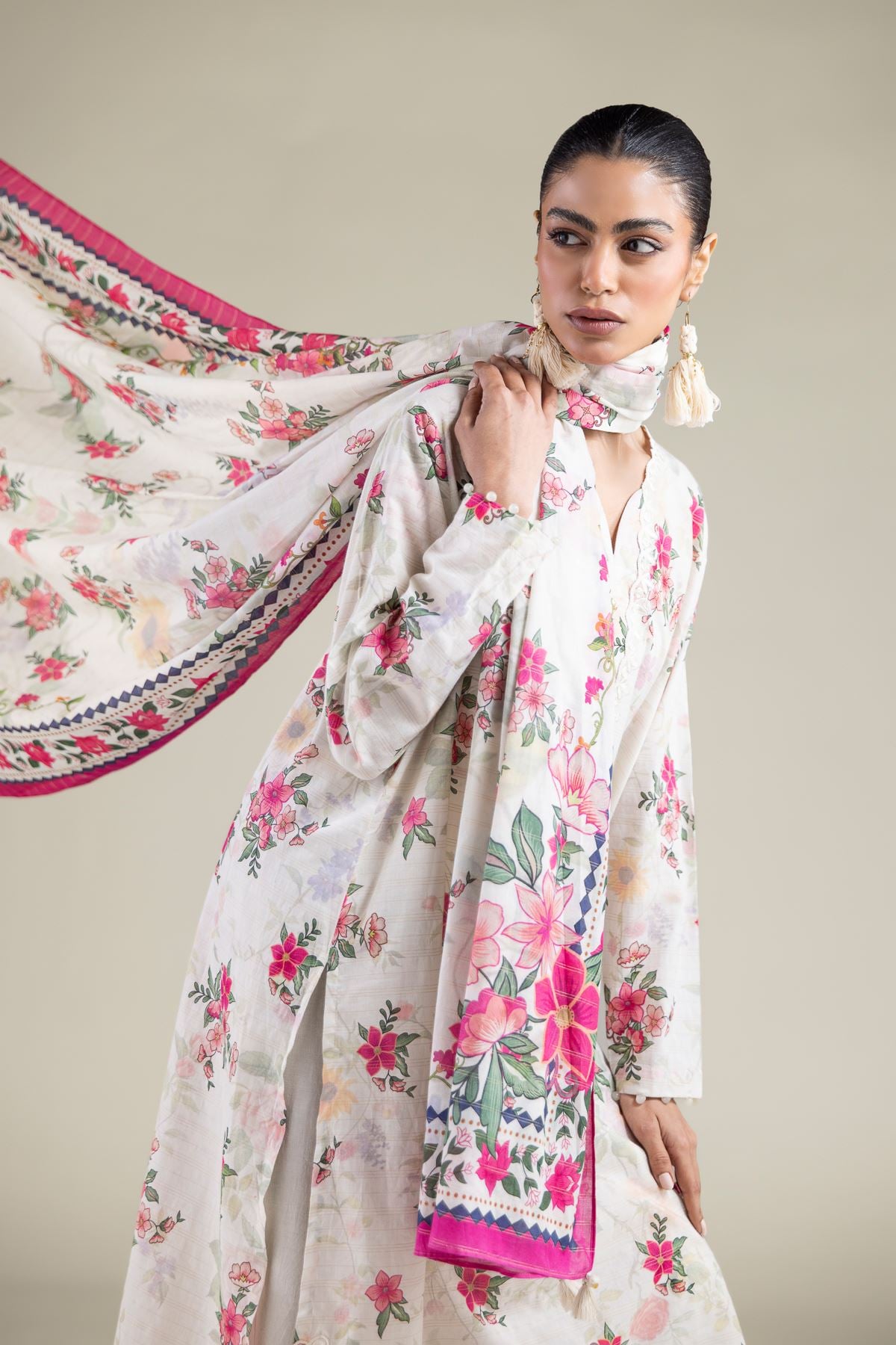 Tailored Floral Set