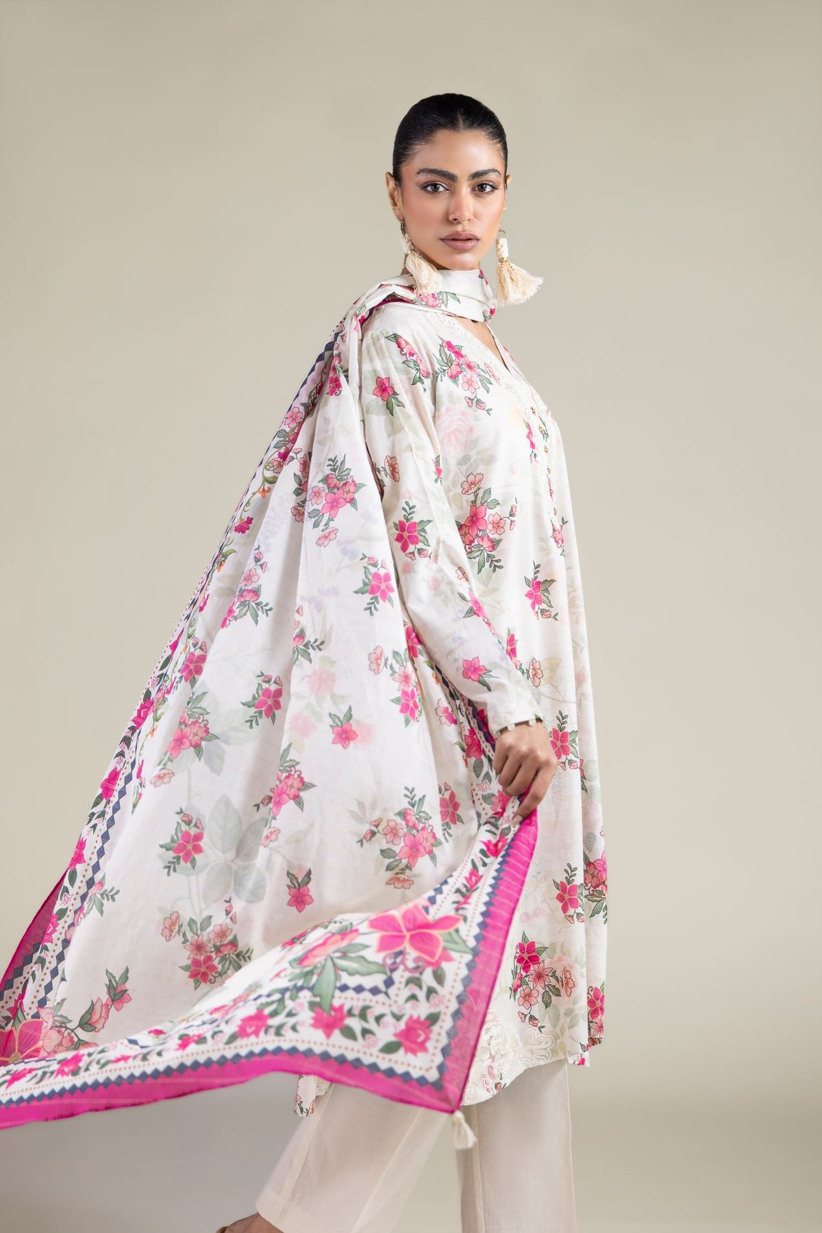 Tailored Floral Set